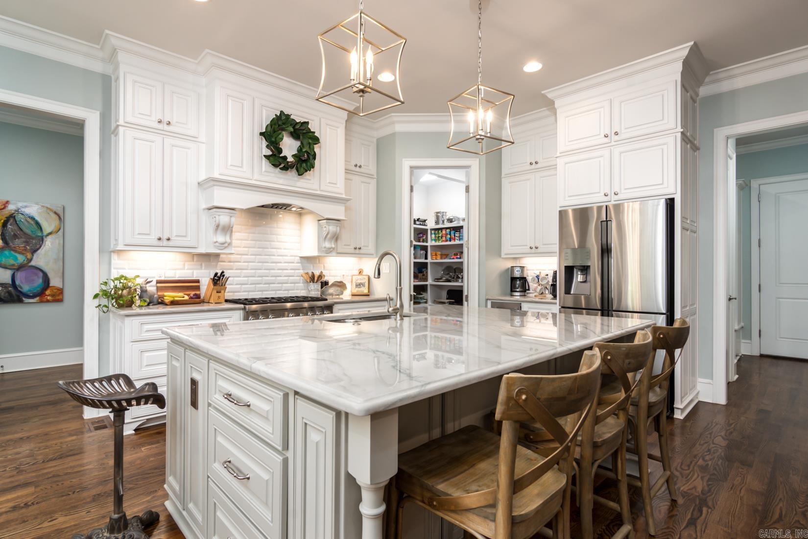 CHENAL VALLEY "MIRABEL COURT" - Residential