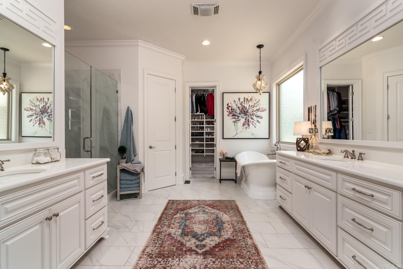 CHENAL VALLEY "MIRABEL COURT" - Residential