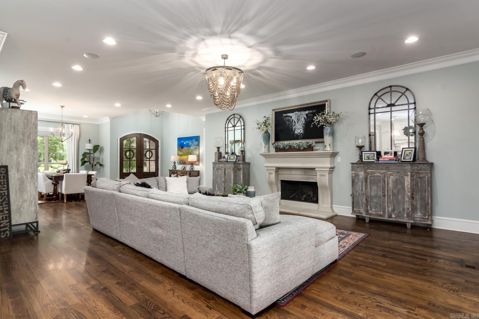 CHENAL VALLEY "MIRABEL COURT" - Residential