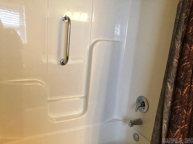 SILVER SPRINGS - Residential