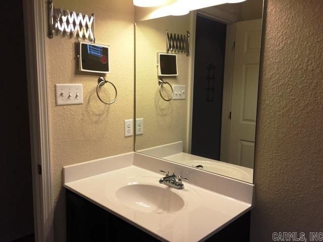 SILVER SPRINGS - Residential