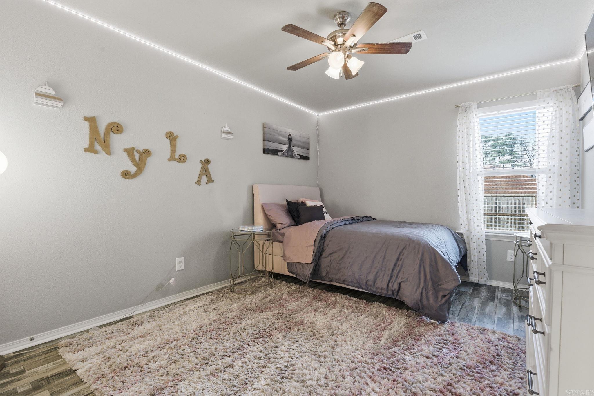 MEADOWS EDGE - Residential