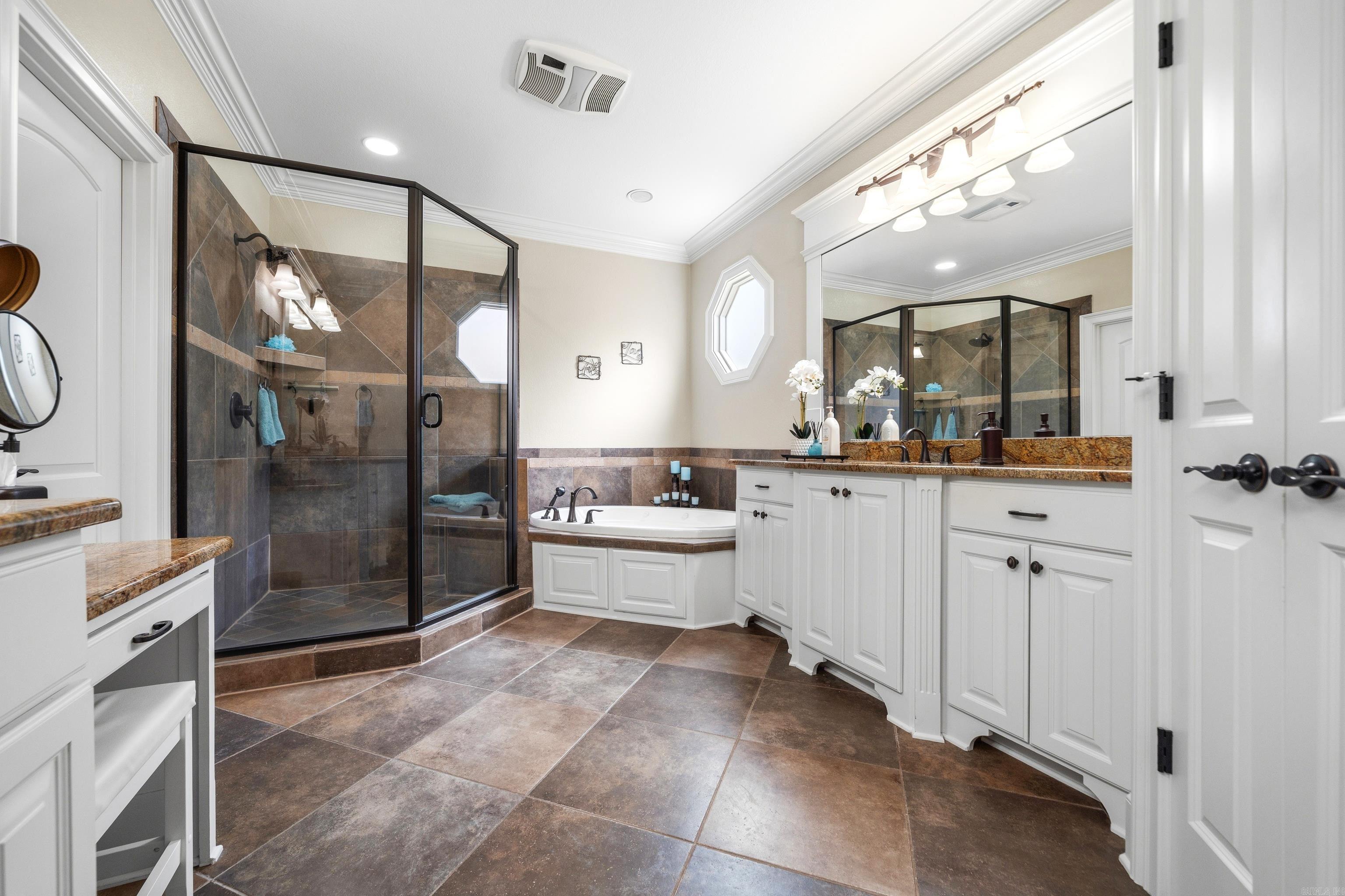 Red Oak Ridge - Residential