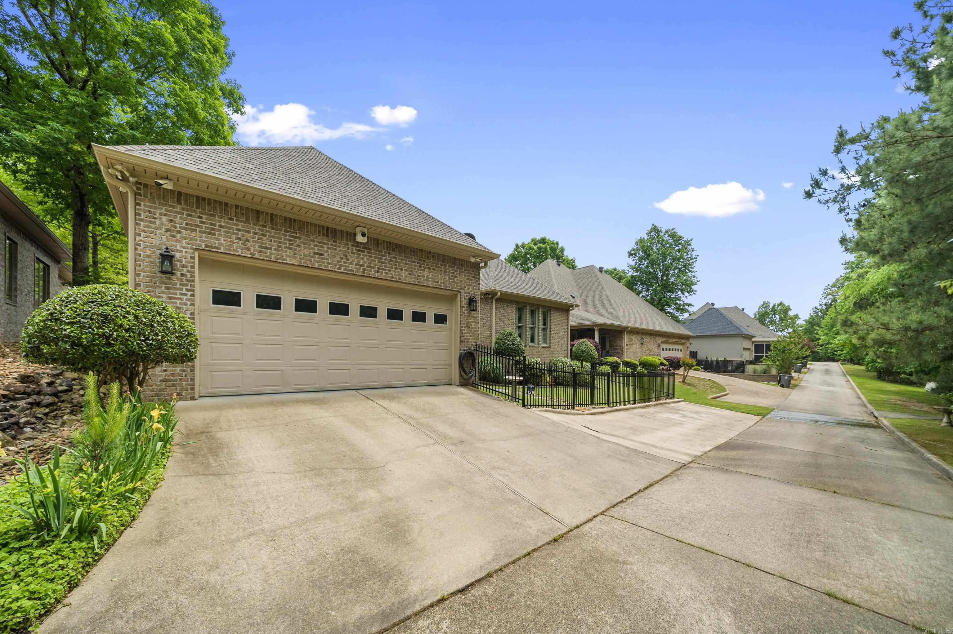 Red Oak Ridge - Residential