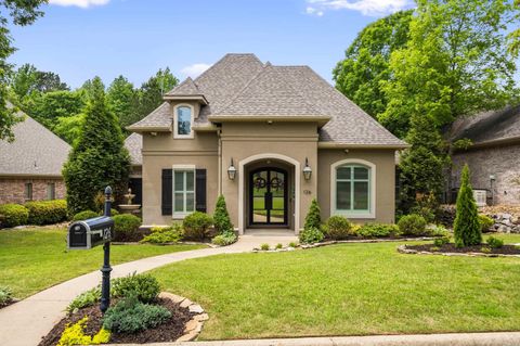 Photo of 126 Gardens Gate Circle, Hot Springs, AR 71913 (MLS # 26016312)