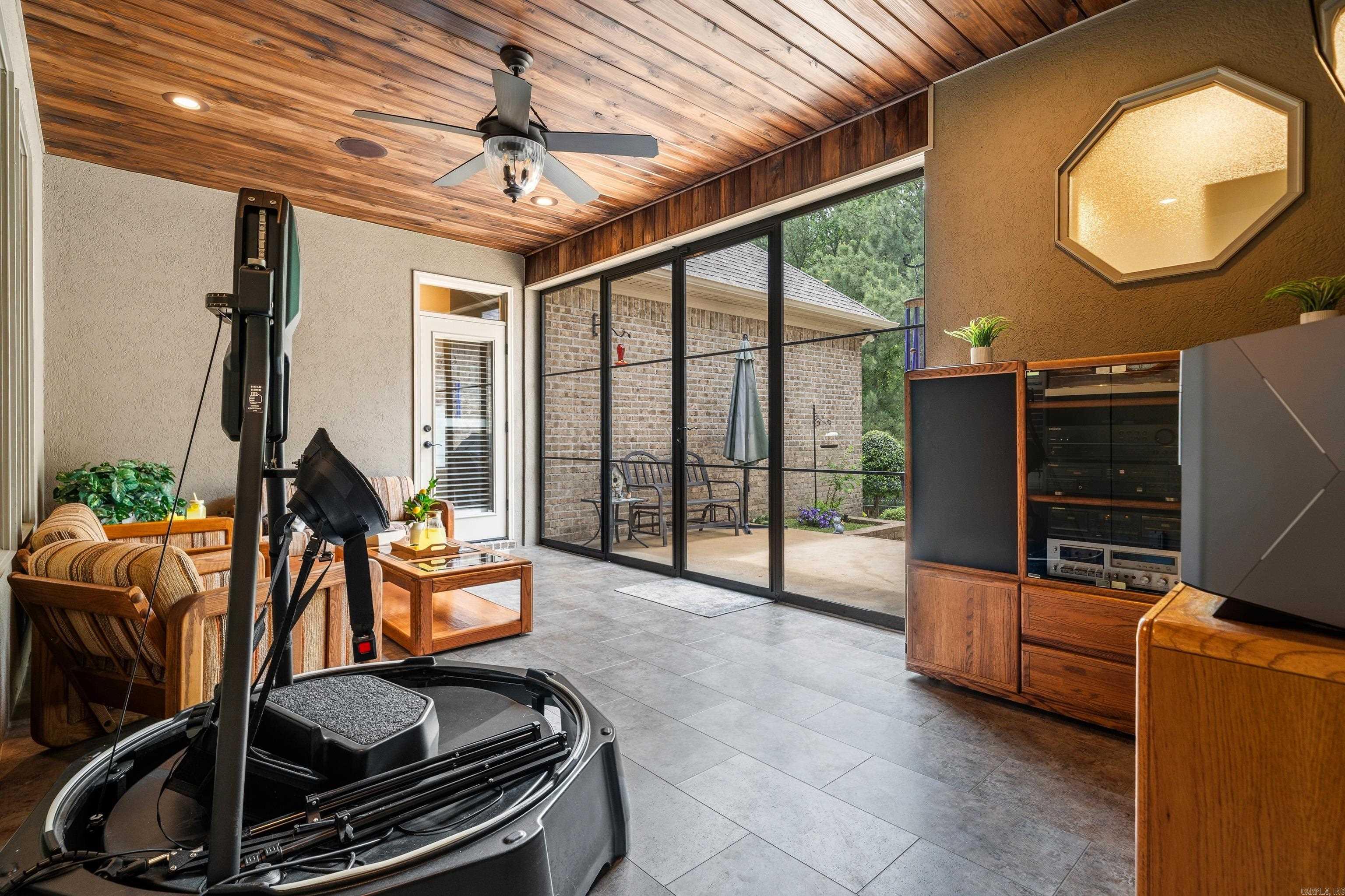 Red Oak Ridge - Residential