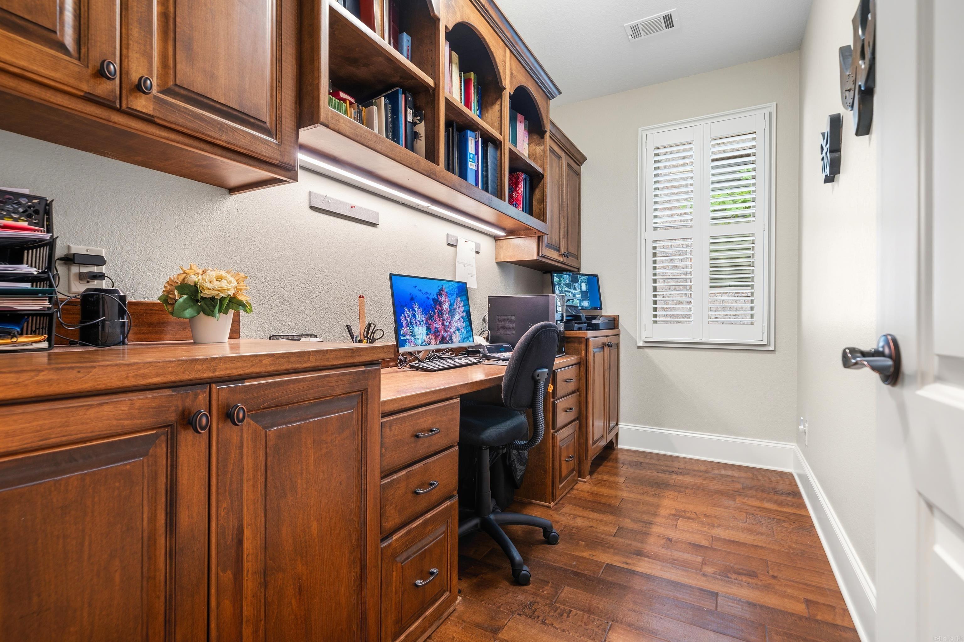 Red Oak Ridge - Residential