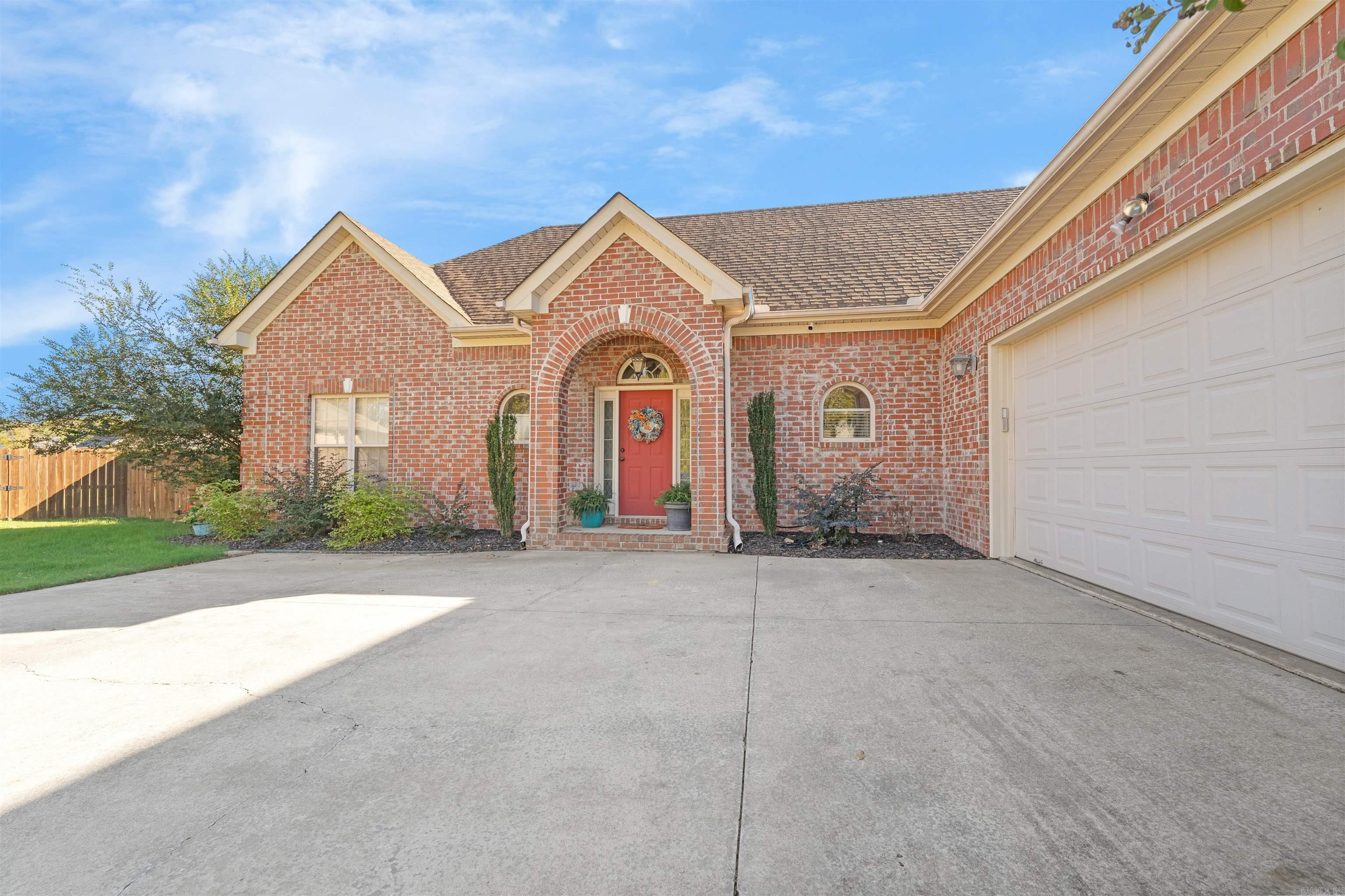 SHADOW CREEK - Residential