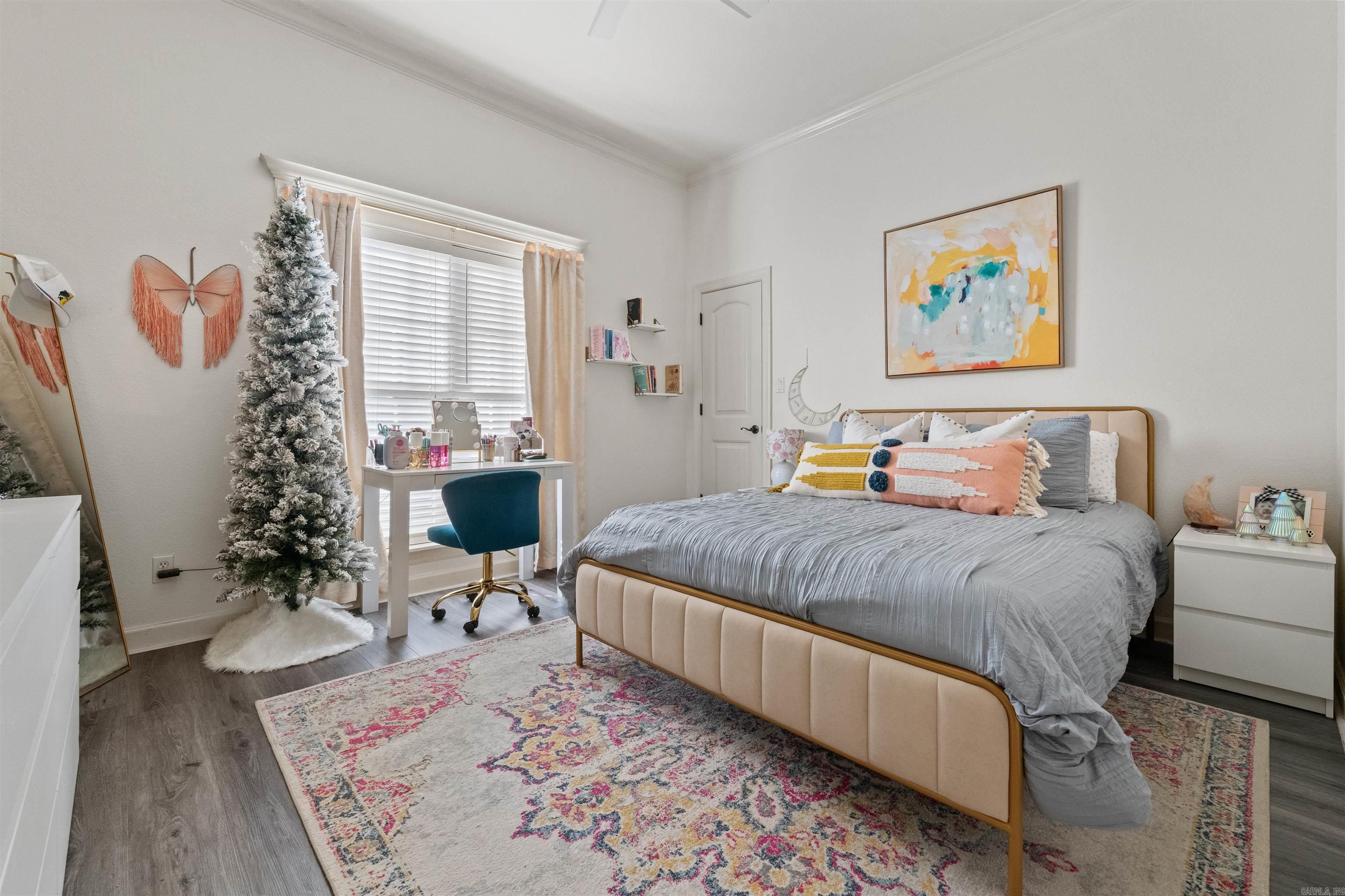 SHADOW CREEK - Residential