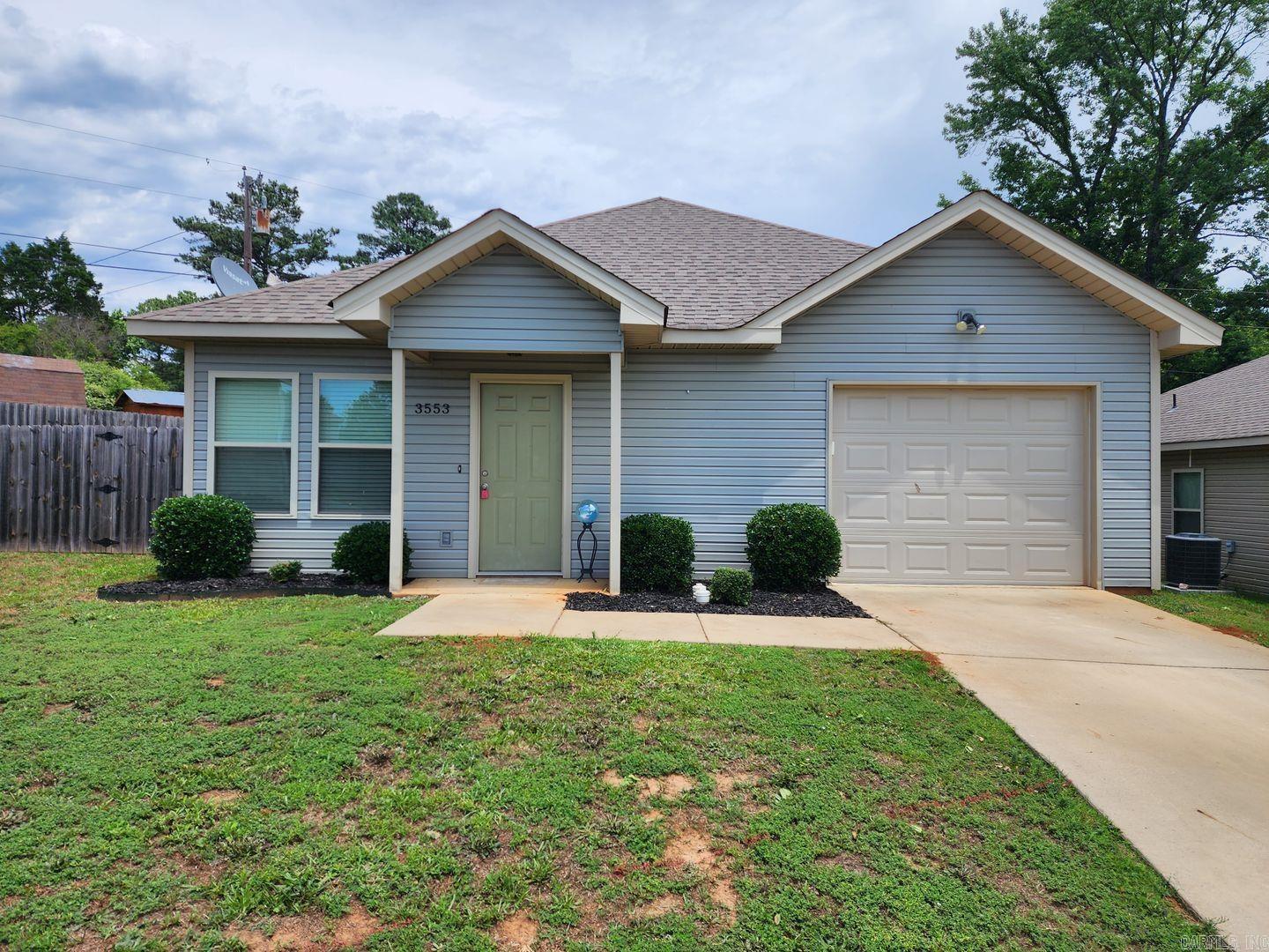 Introducing 3553 Terrace Hill Court, a charming 3-bedroom, 2-bathroom home located in Benton, AR. This cozy house features a spacious kitchen with a convenient island for meal prep and entertaining. The master bedroom boasts a walk-in closet for ample storage space. Step outside to enjoy the large, fenced backyard, perfect for pets or outdoor gatherings. Don't miss out on the opportunity to make this lovely house your new home. Contact us today to schedule a tour!