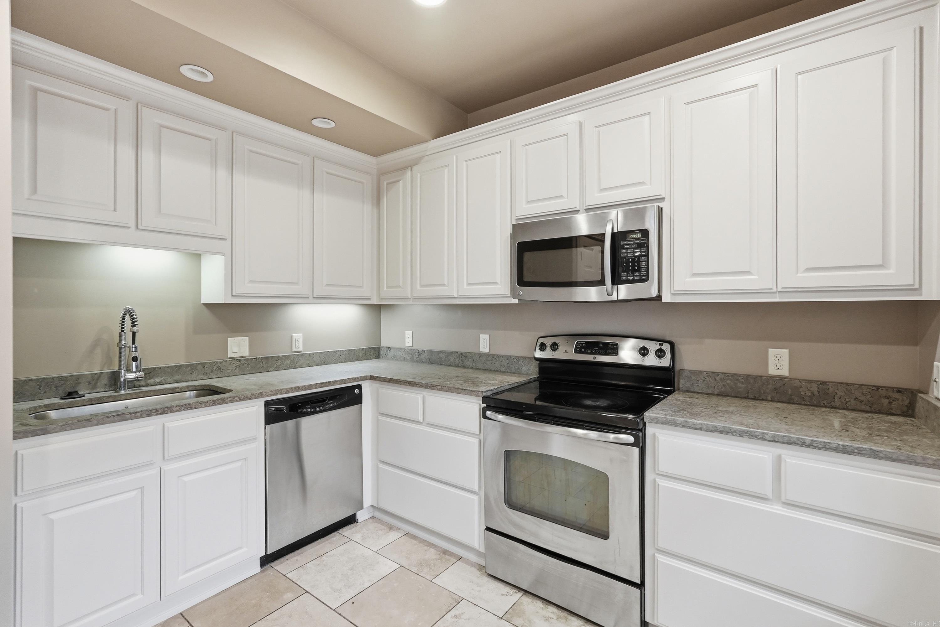 SPRING PARK - Residential