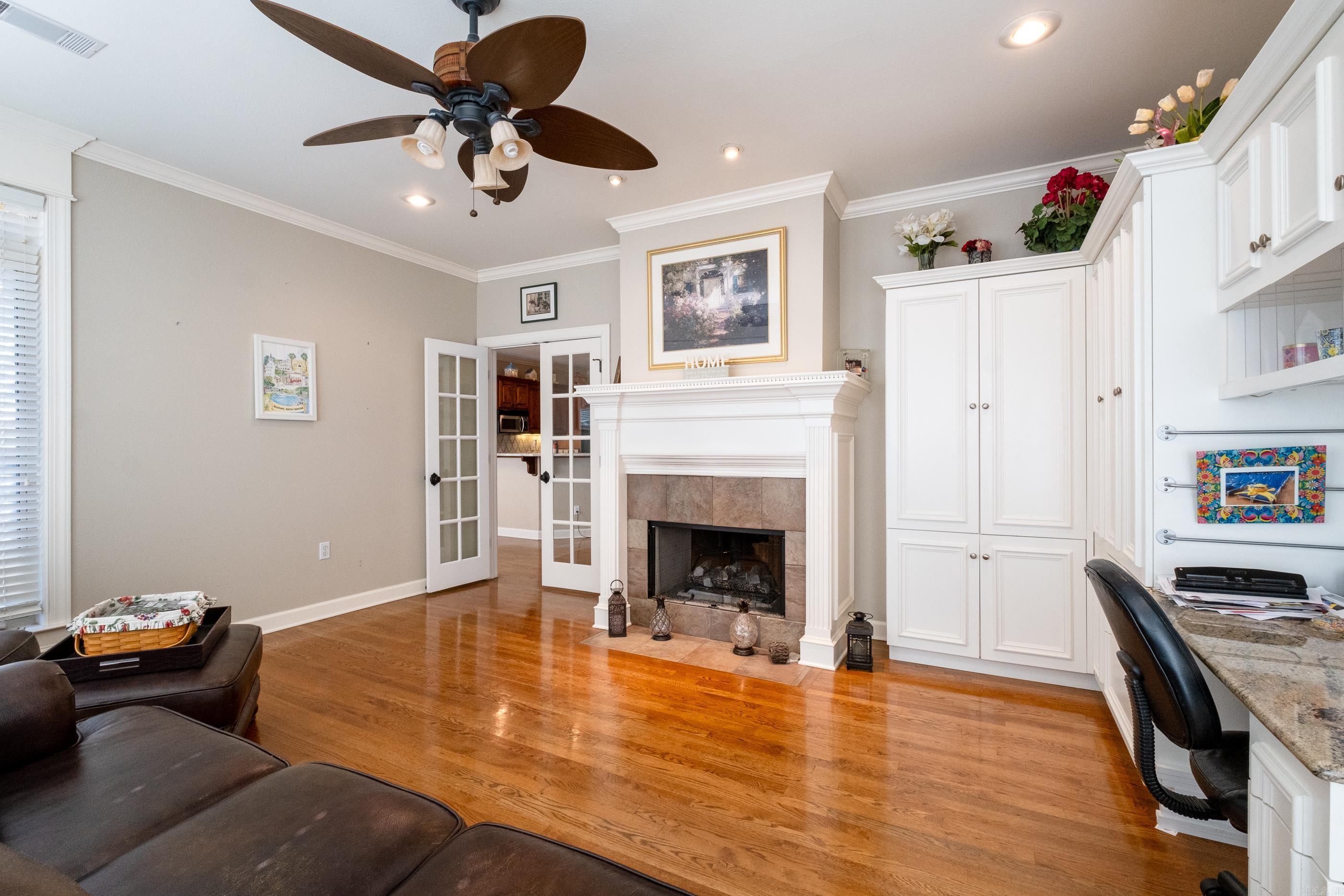 THE VILLAGES OF WELLINGTON - Residential