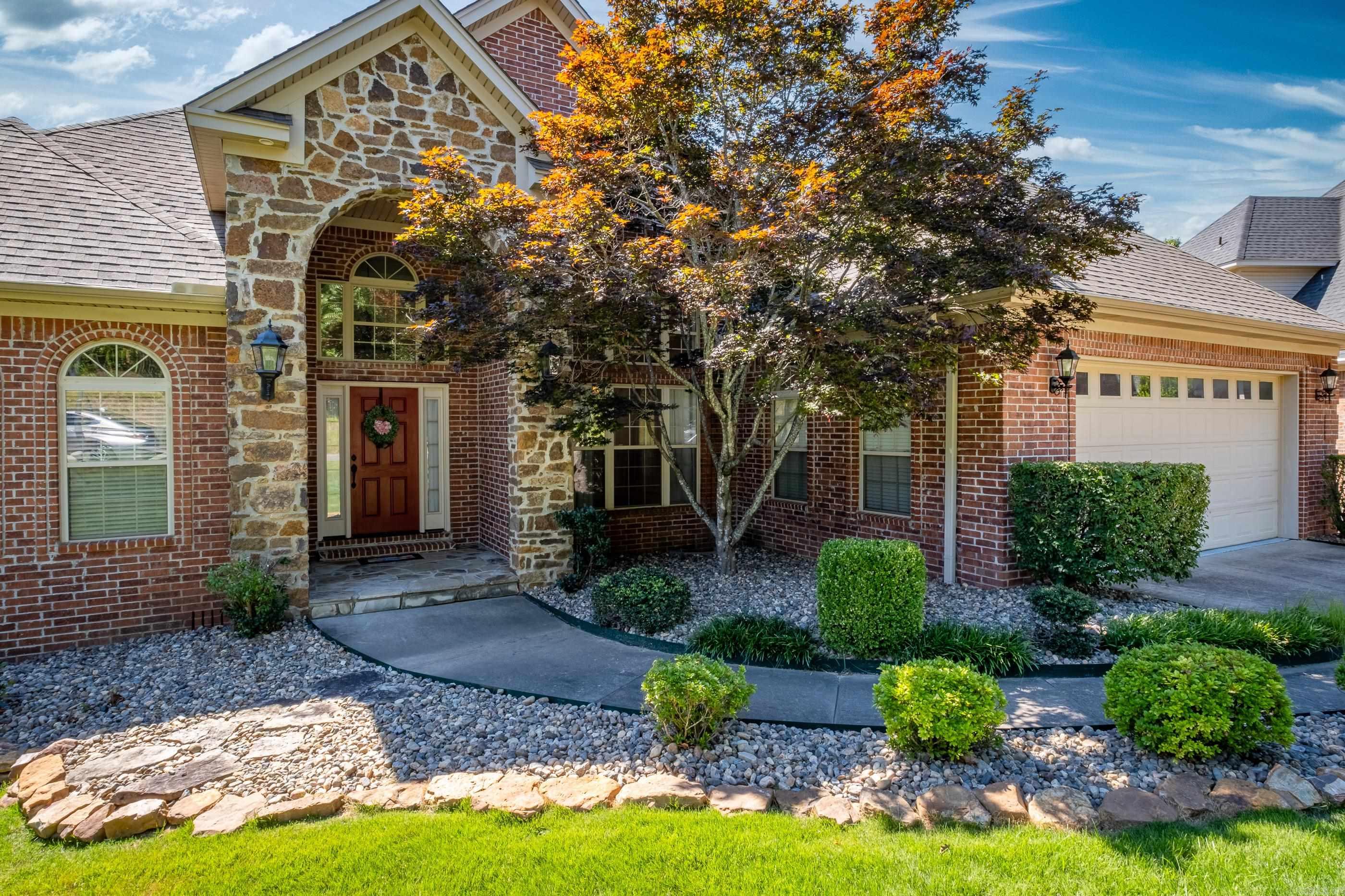 THE VILLAGES OF WELLINGTON - Residential