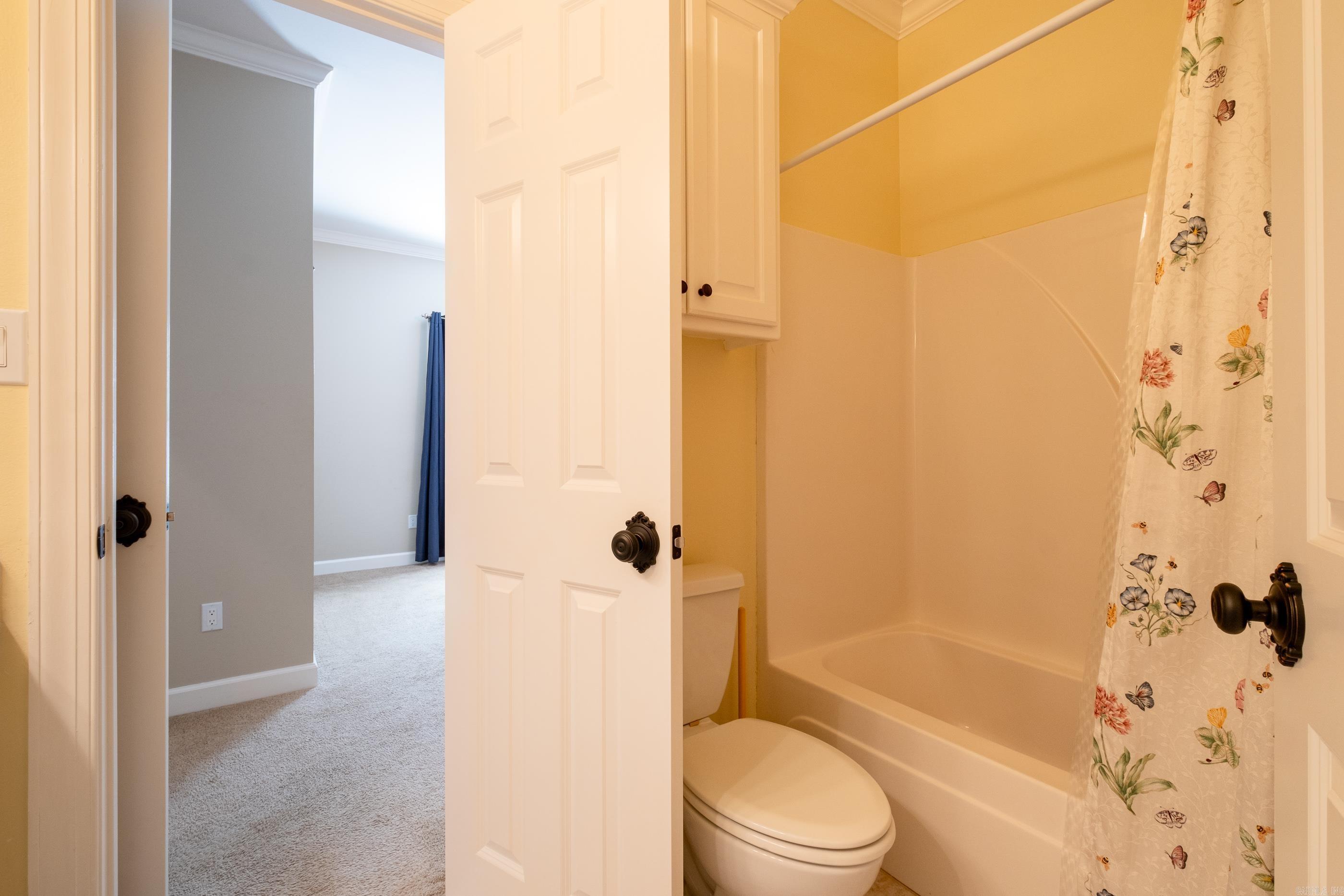 THE VILLAGES OF WELLINGTON - Residential