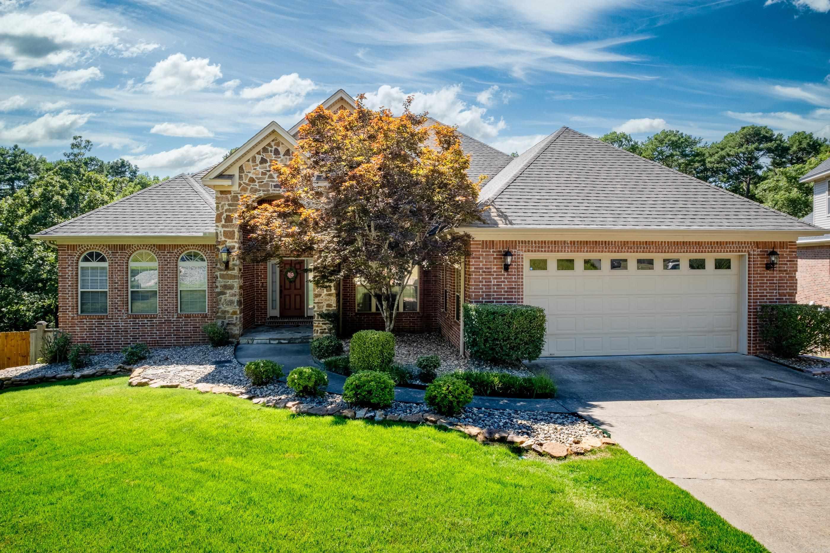 THE VILLAGES OF WELLINGTON - Residential