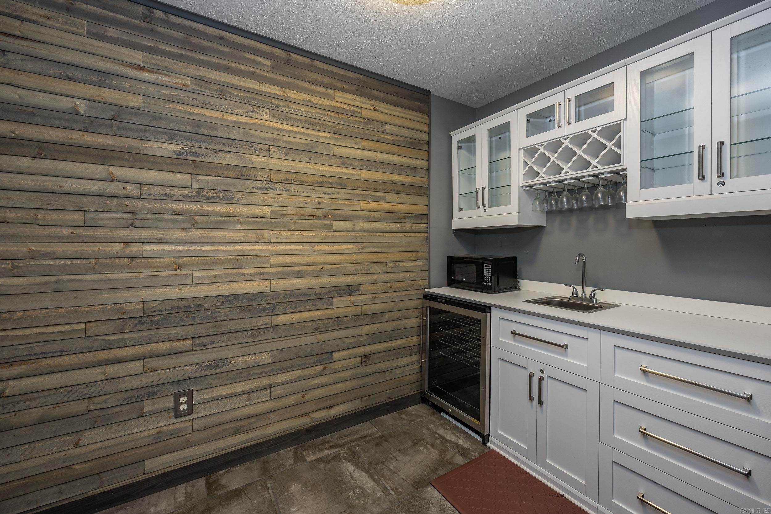 OVERBROOK - Residential