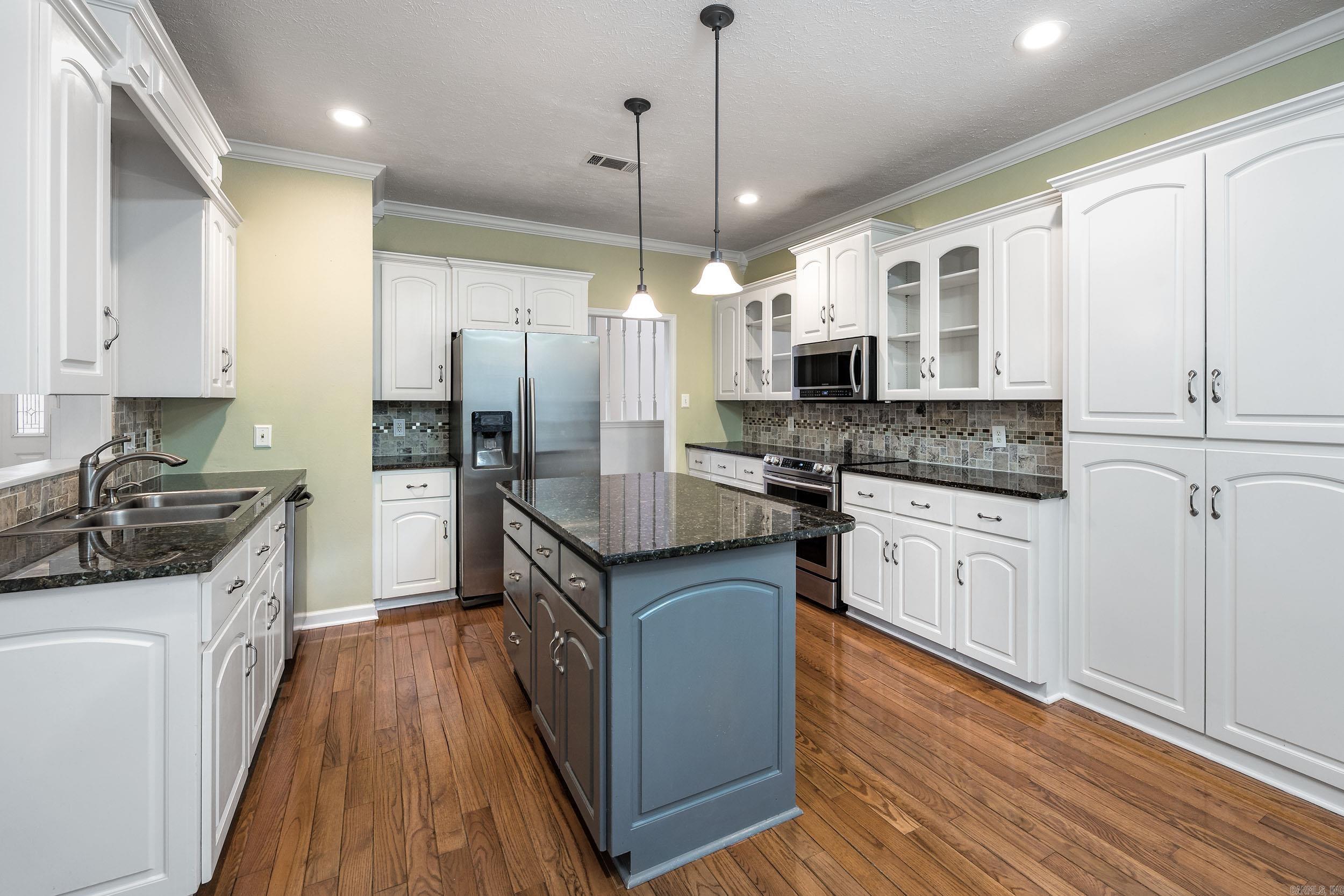 OVERBROOK - Residential