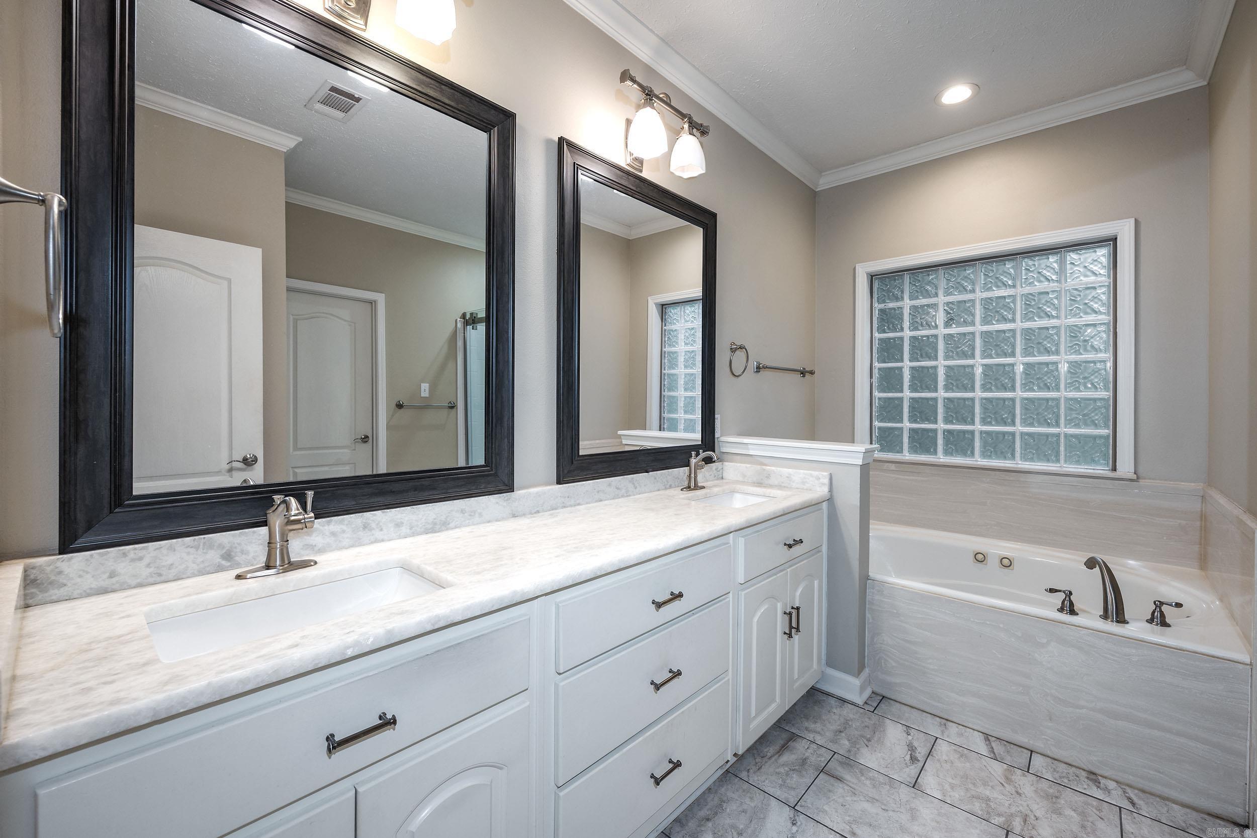 OVERBROOK - Residential