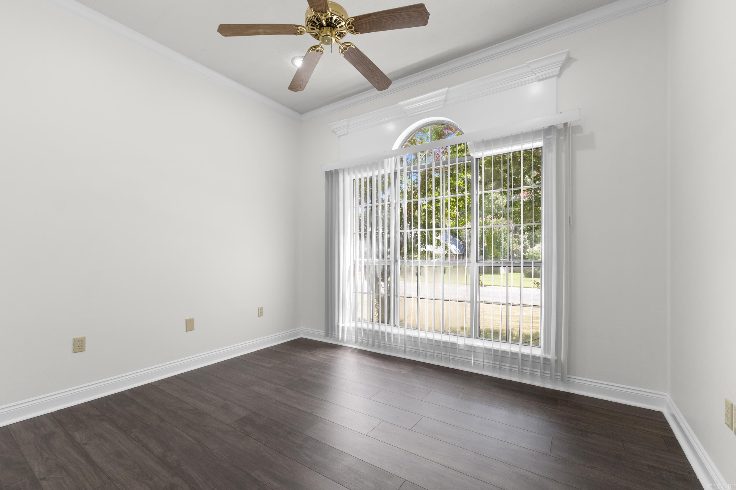 WOODLAND SPRINGS - Residential