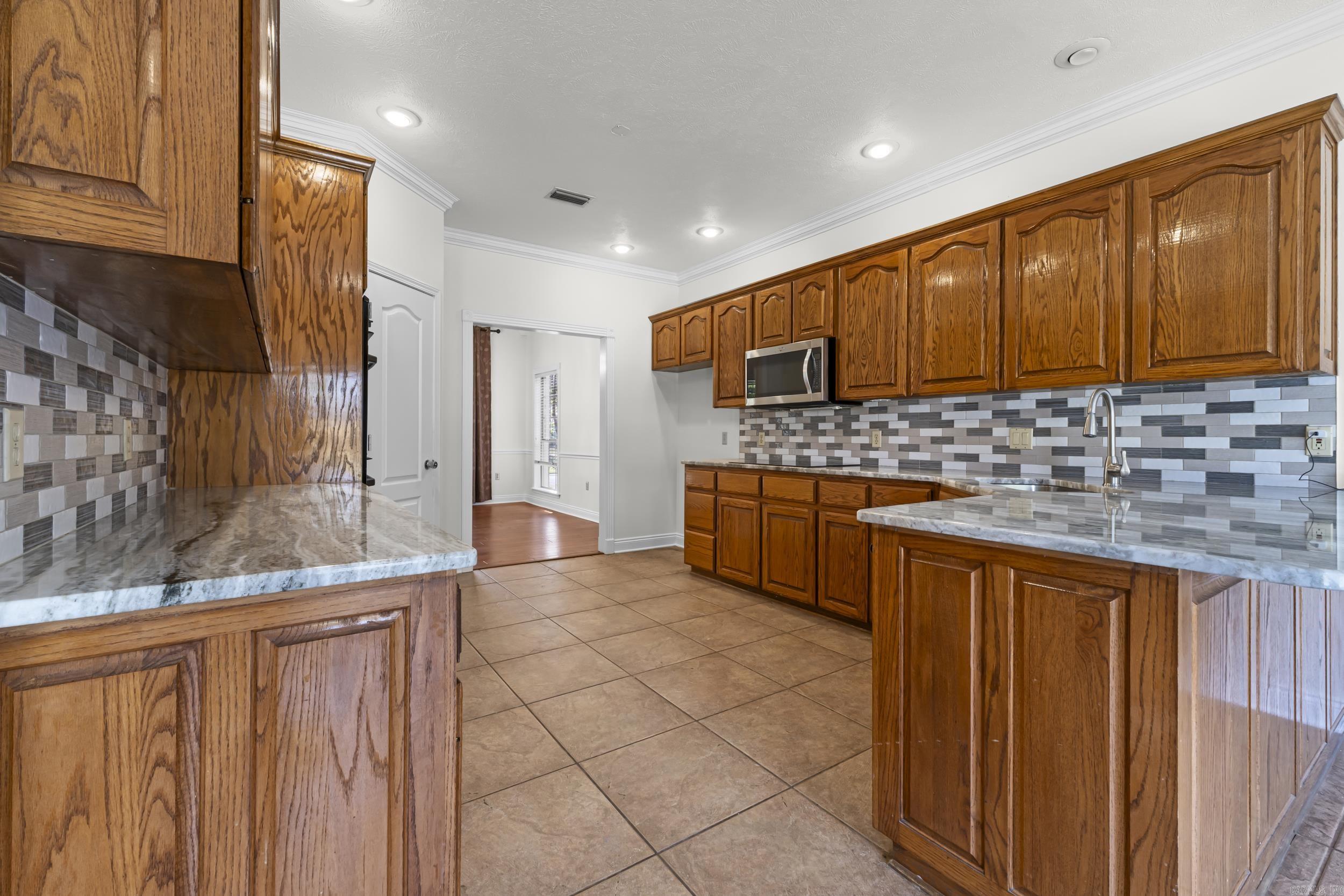 WOODLAND SPRINGS - Residential