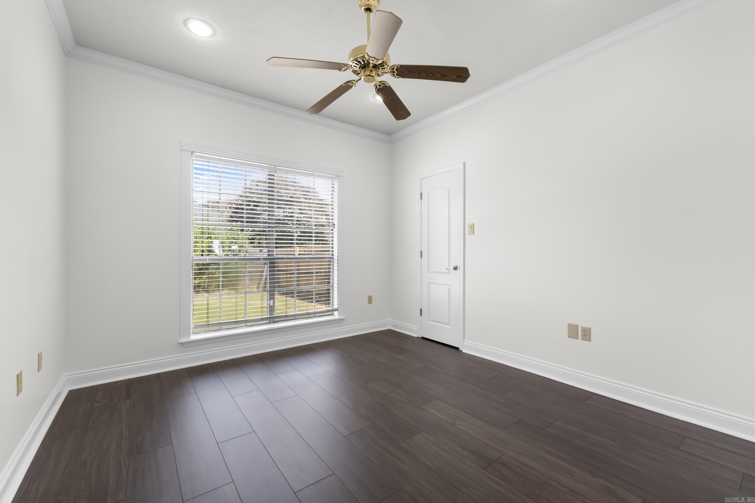 WOODLAND SPRINGS - Residential