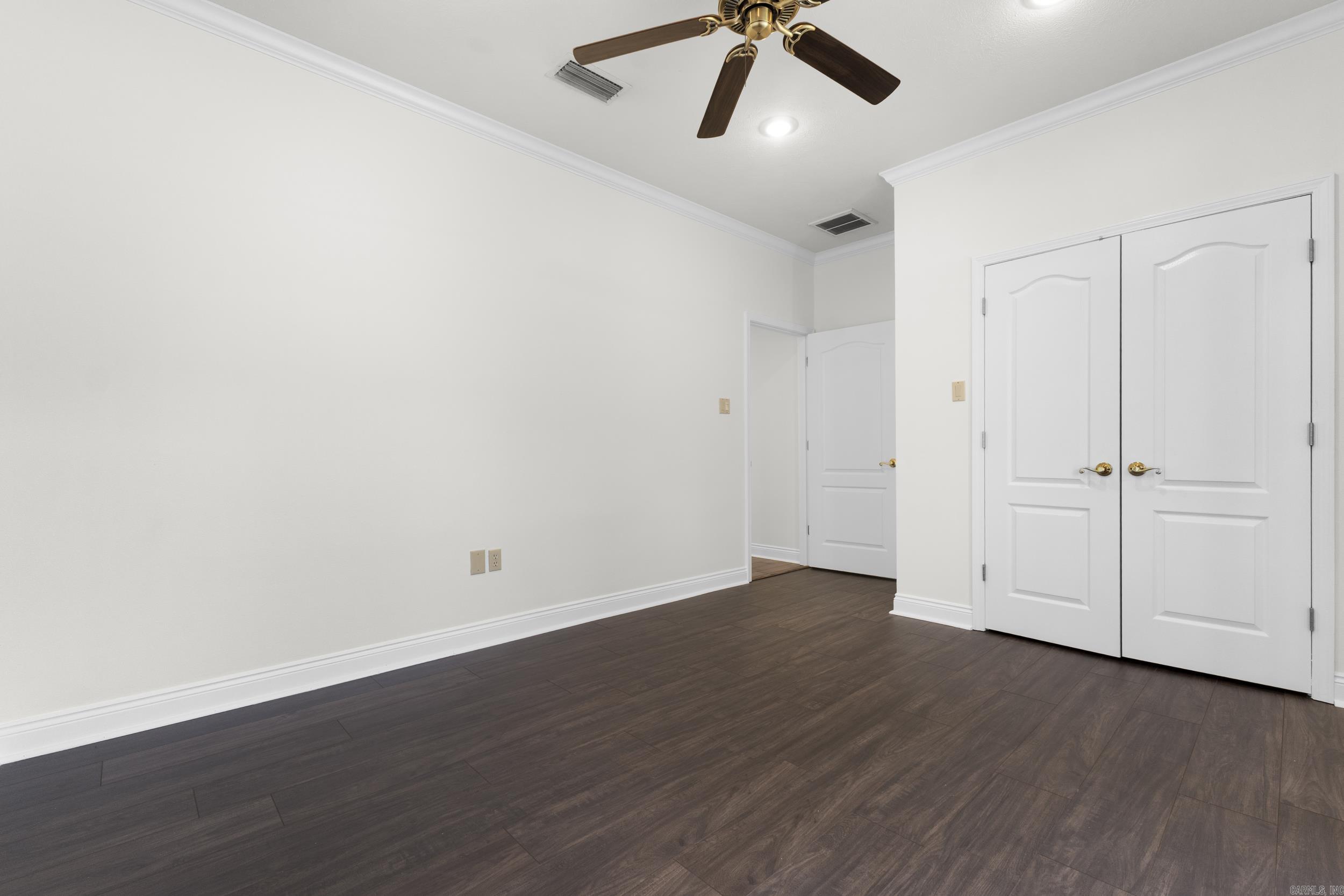 WOODLAND SPRINGS - Residential