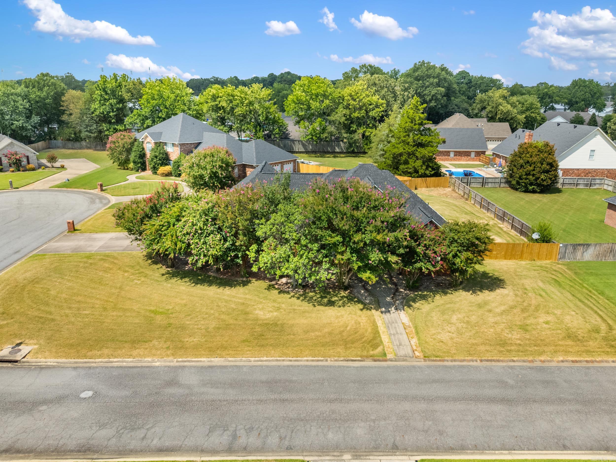 WOODLAND SPRINGS - Residential