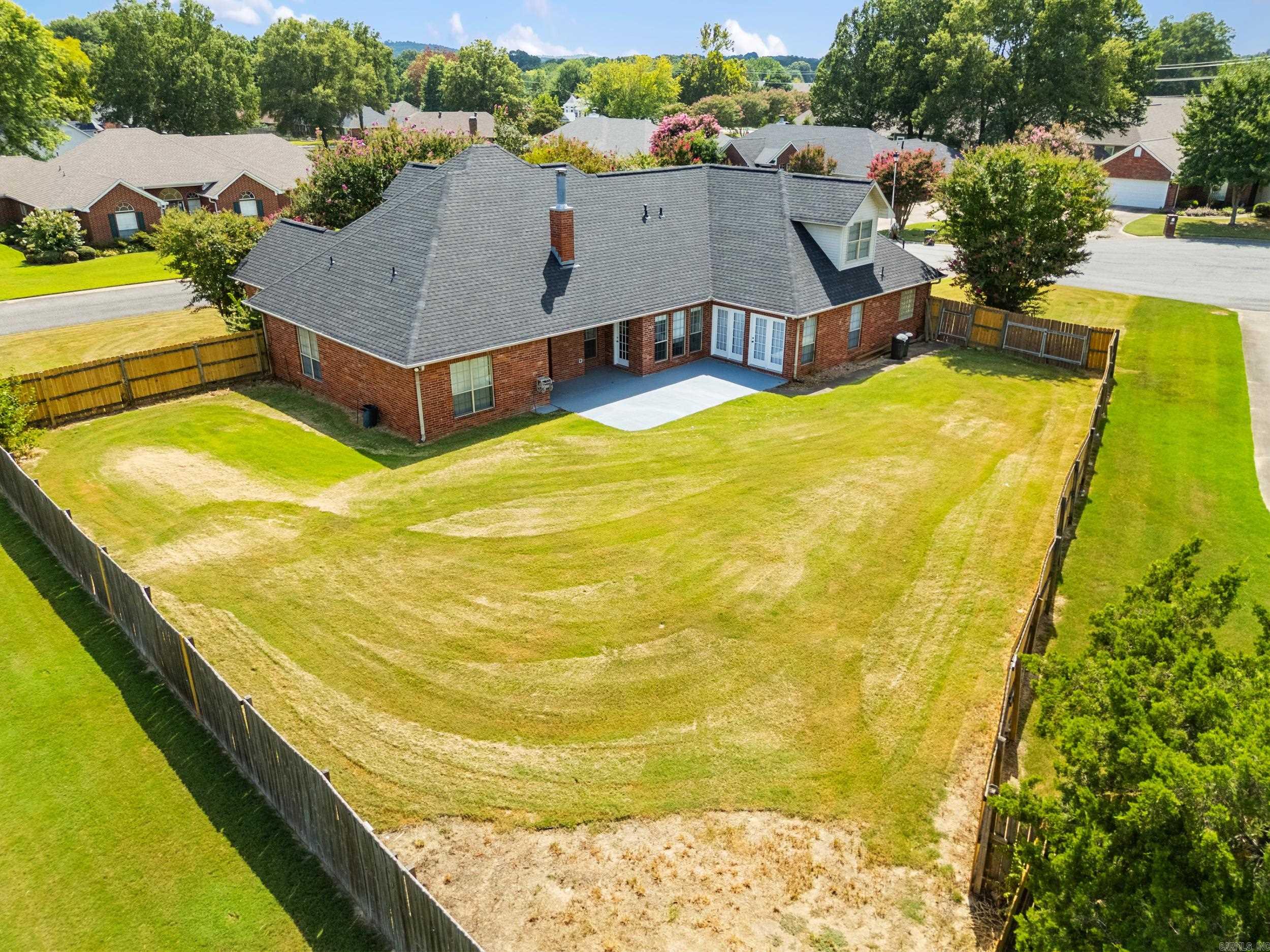 WOODLAND SPRINGS - Residential