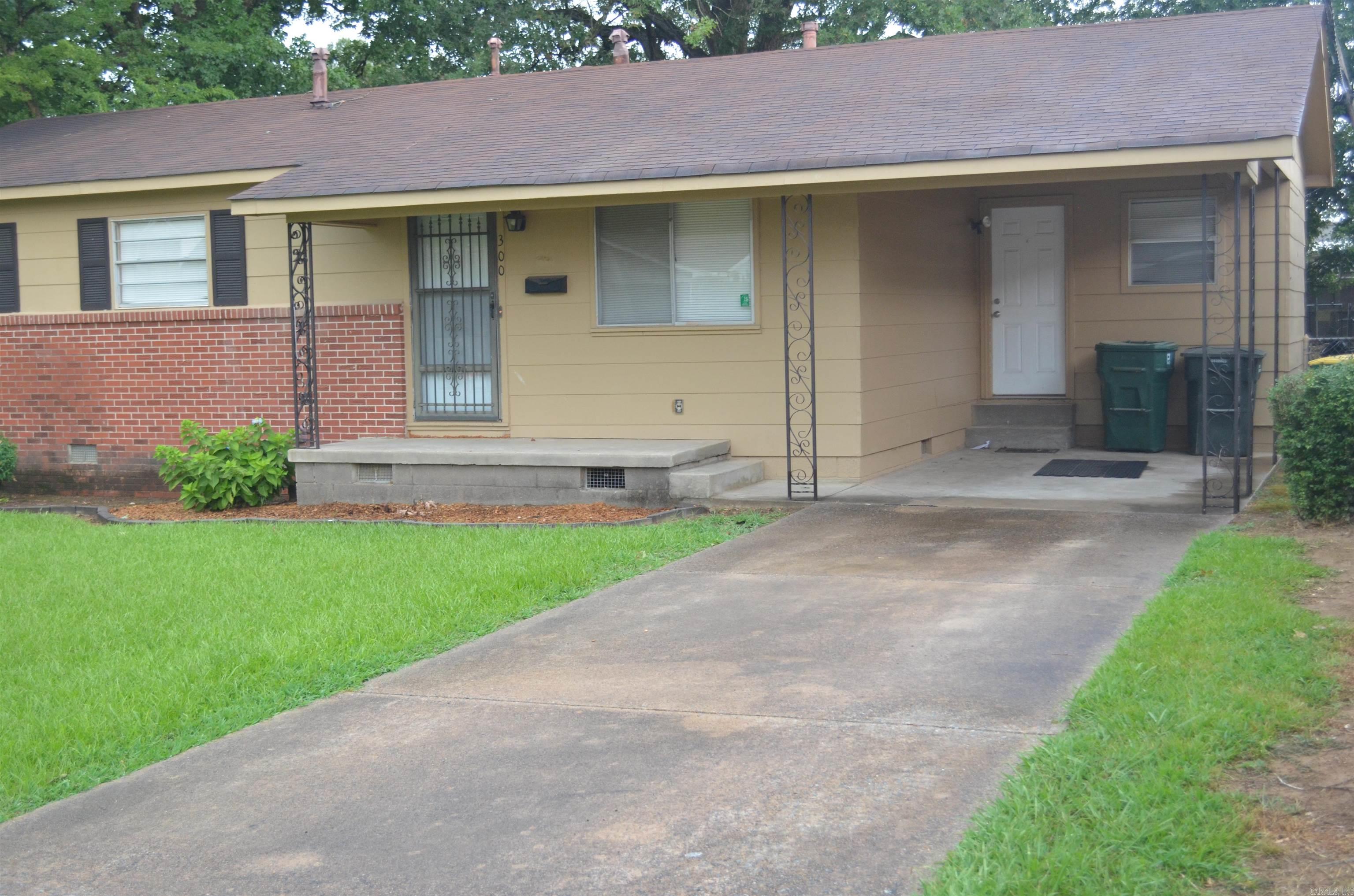 Great home! One level tucked away at the end of street with 2 living areas. 2 Full baths, den with fireplace. Kitchen has updated cabinets with pull out drawers, fenced yard, great deck!