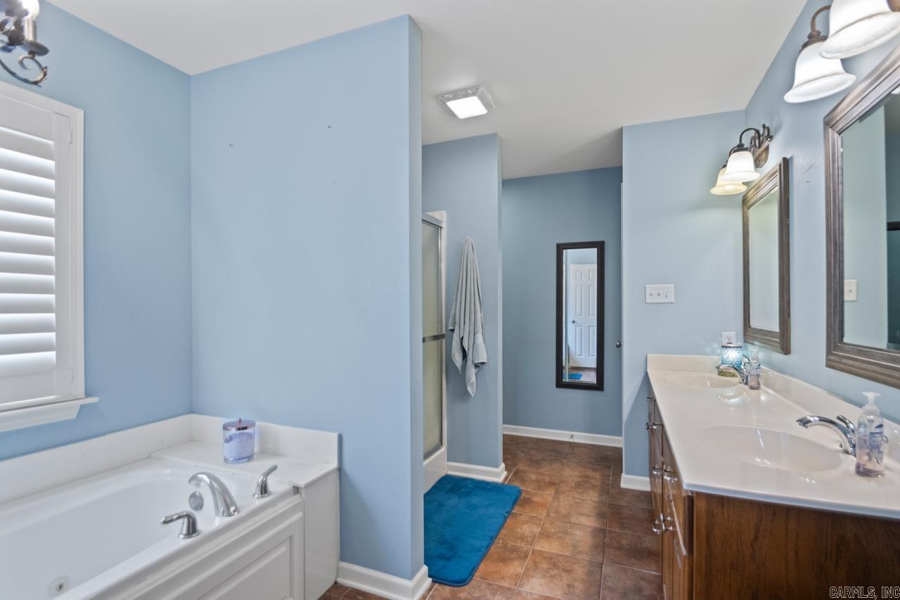 OLIVIA ESTATES - Residential