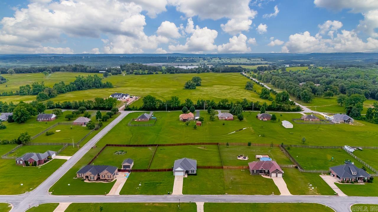 BIANCA MEADOWS - Residential