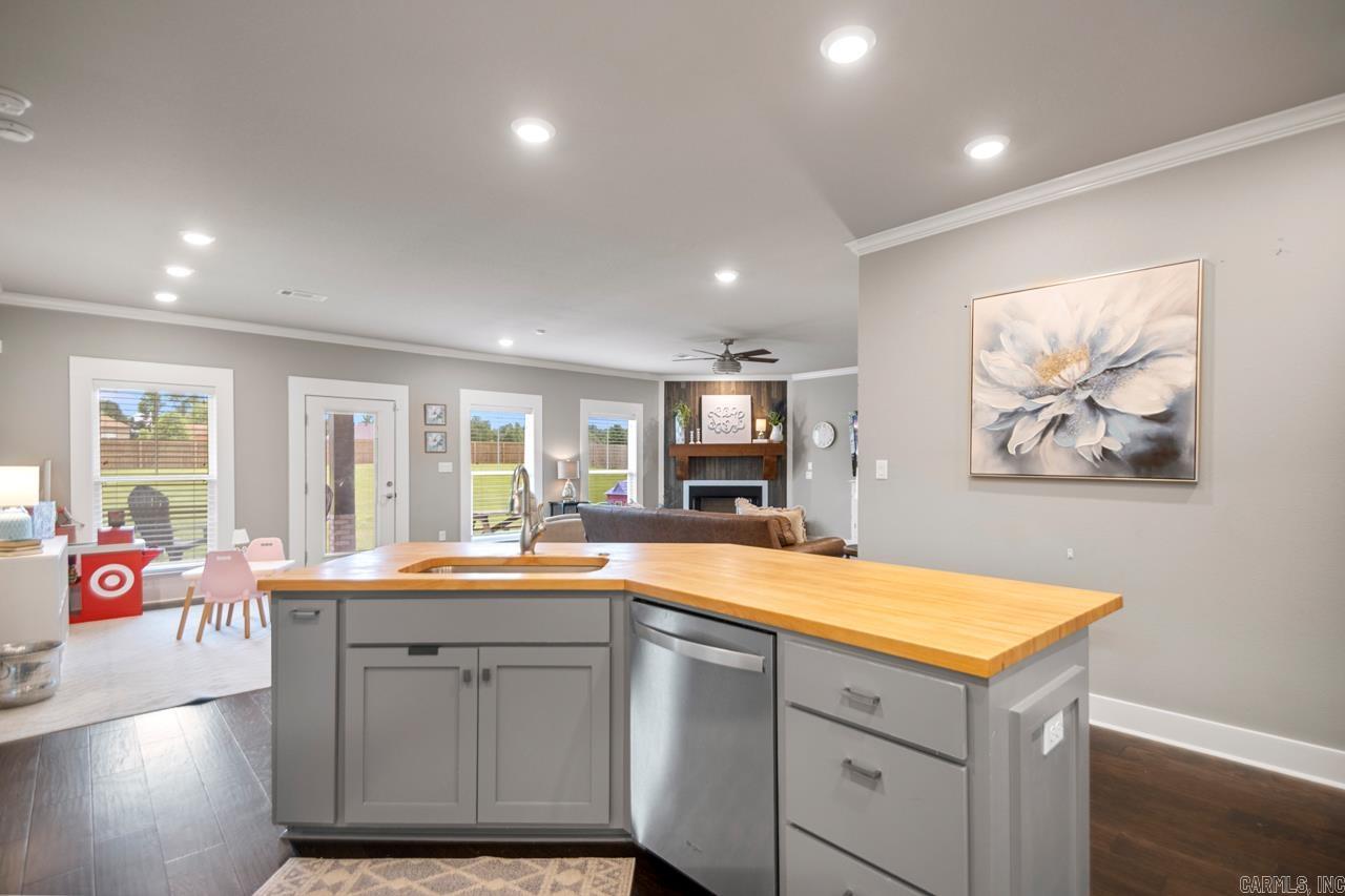 BIANCA MEADOWS - Residential