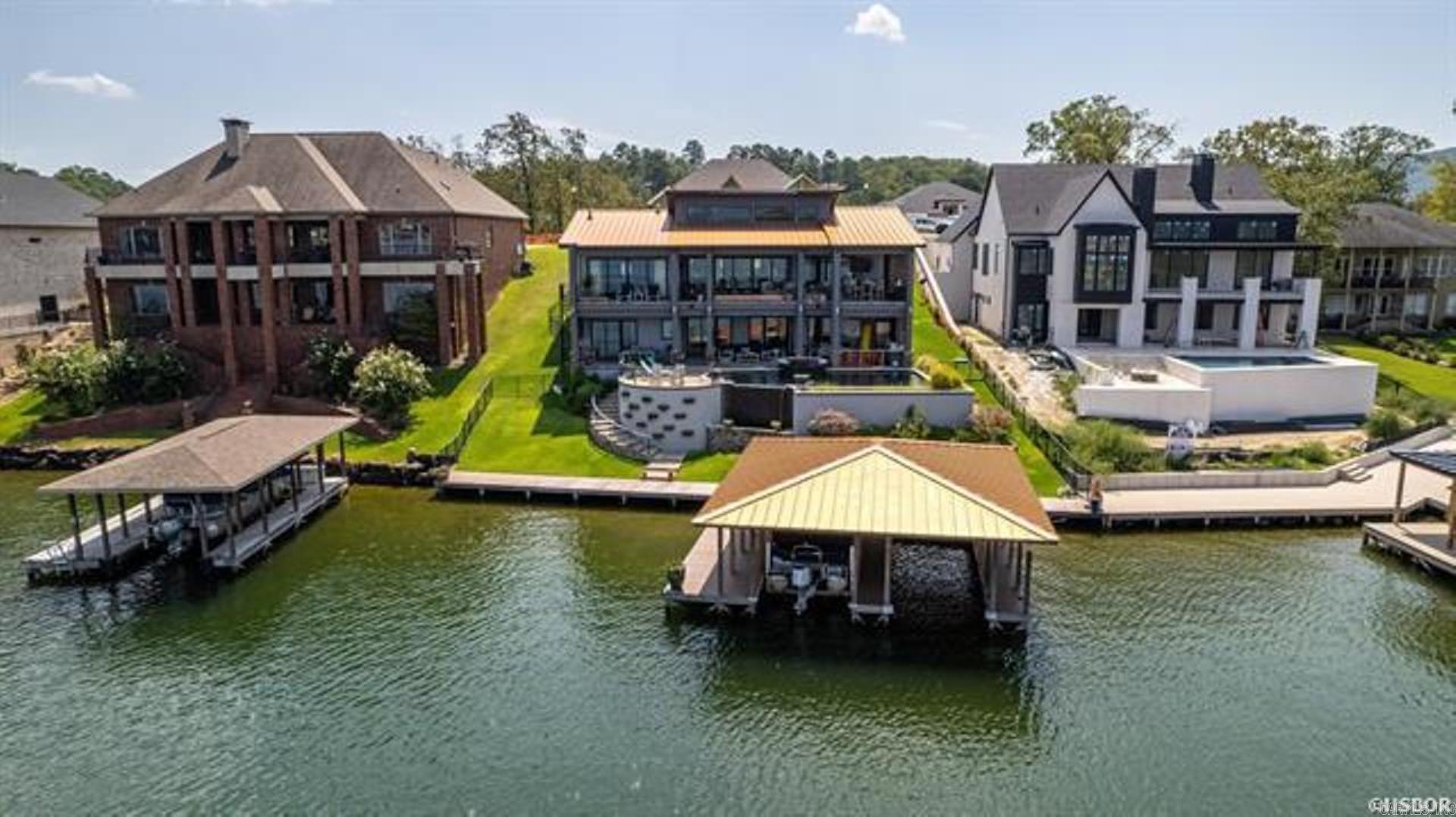 Point on Wilson Point - Residential