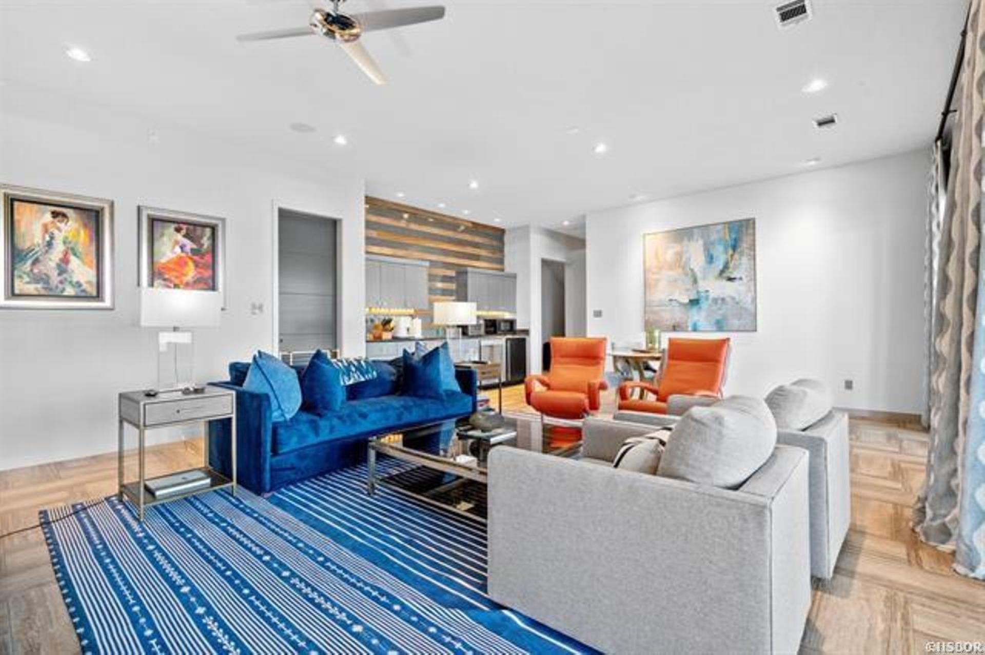 Point on Wilson Point - Residential