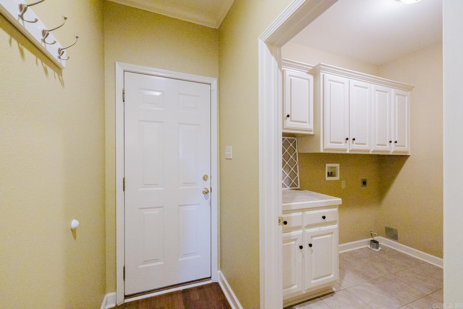 THE VILLAGES OF WELLINGTON - Residential