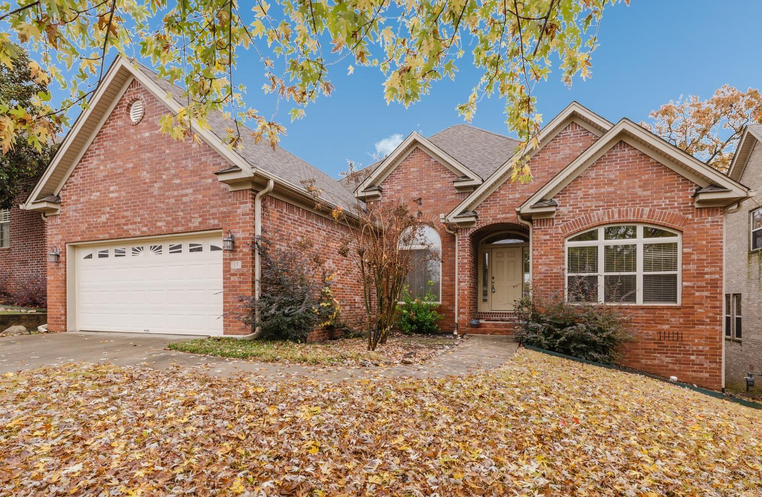 THE VILLAGES OF WELLINGTON - Residential