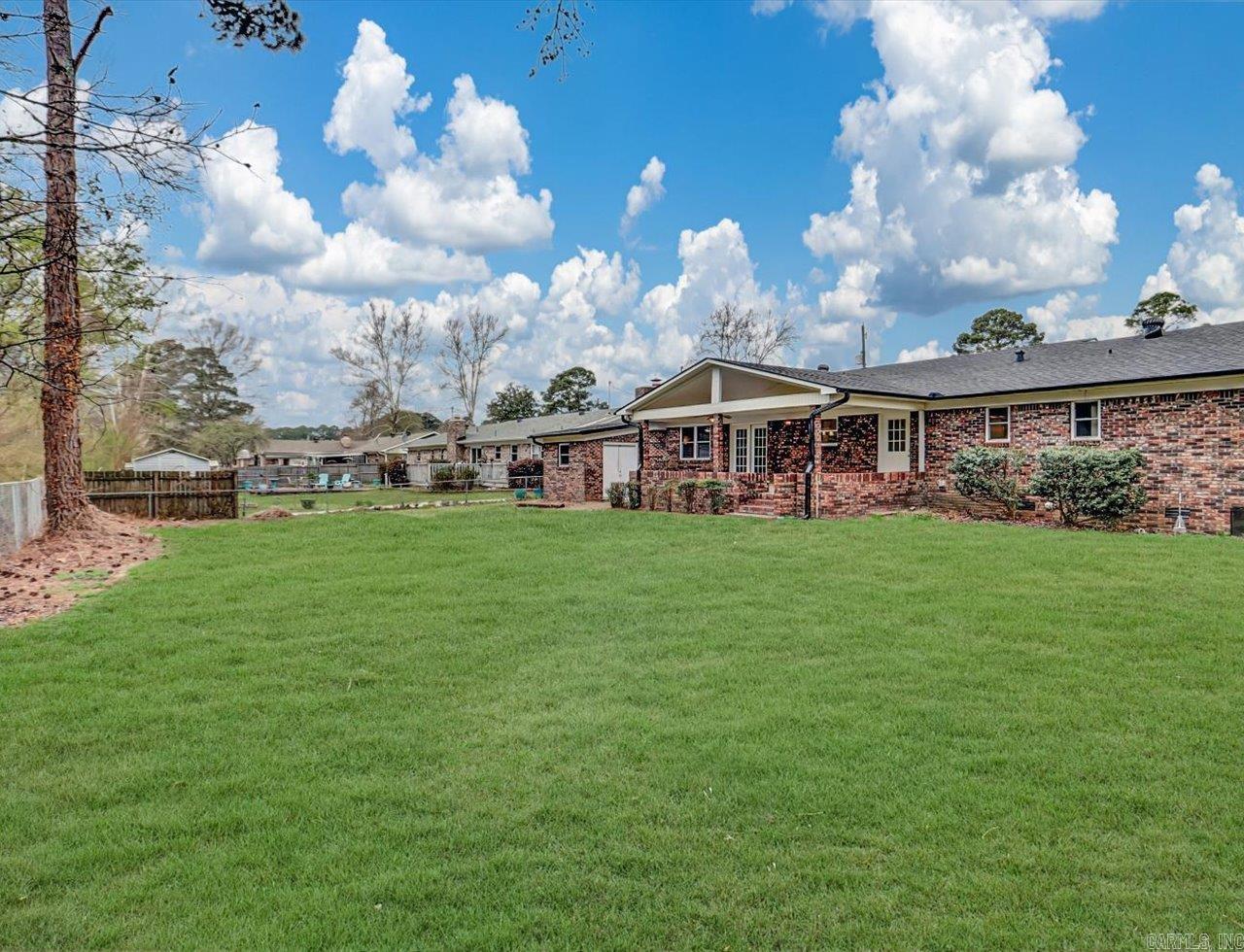 BEVERLY HILLS - Residential