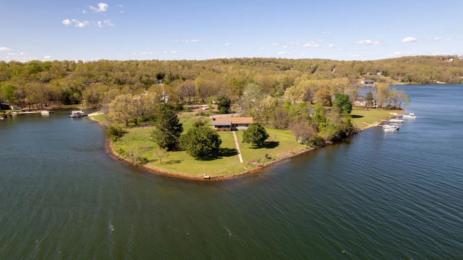 NORTH SHORE - Residential