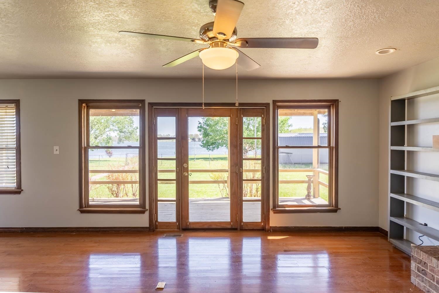 NORTH SHORE - Residential