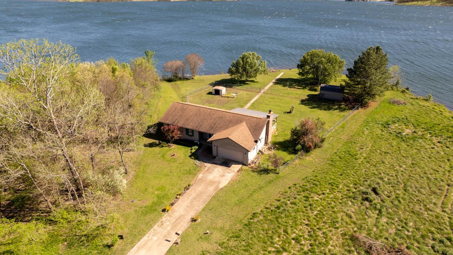 NORTH SHORE - Residential