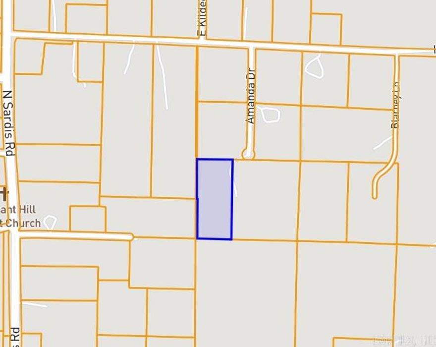 Looking for land to build your dream home?  This is the perfect location for anyone looking to get away from the hustle and bustle of the city. Timber includes large pine and oak trees. Visit property anytime.