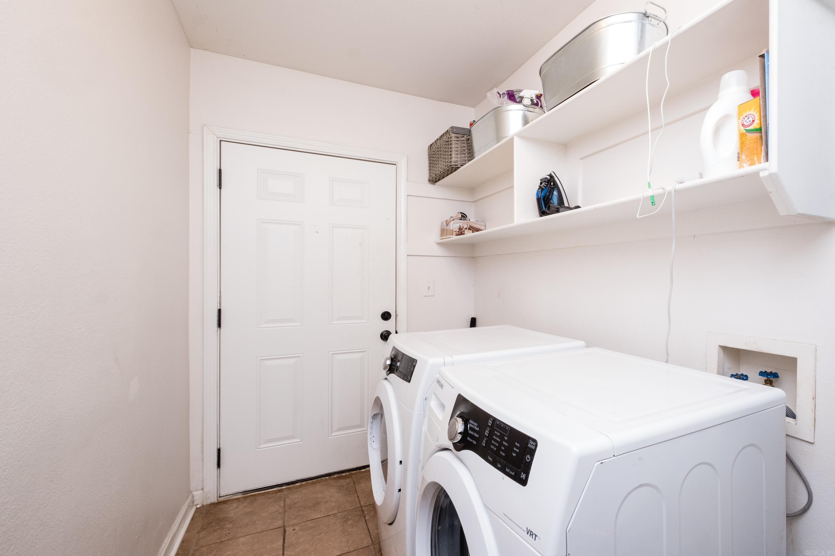 OAK FOREST - Residential