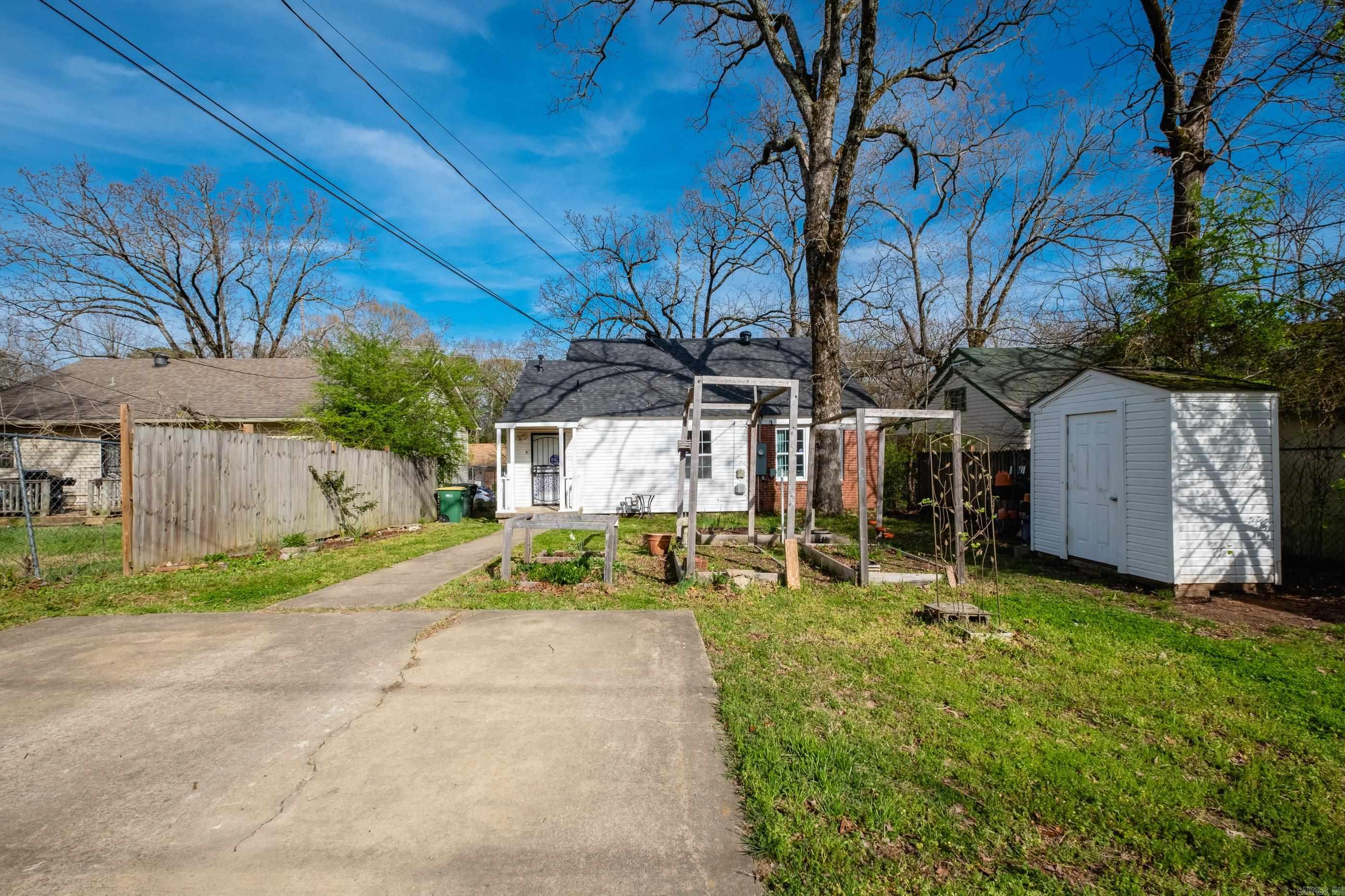 OAK FOREST - Residential