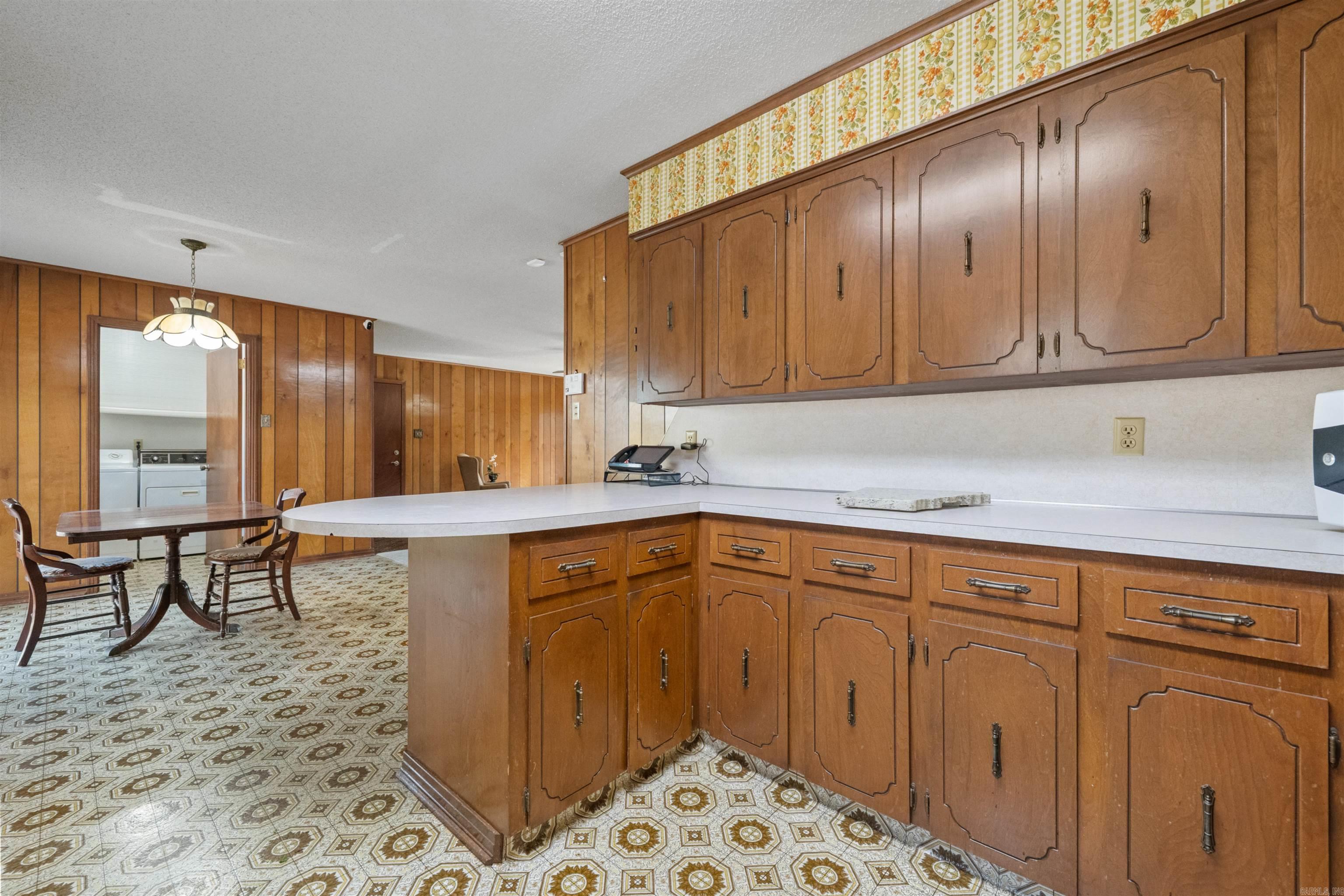 BARROW JOHN - Residential