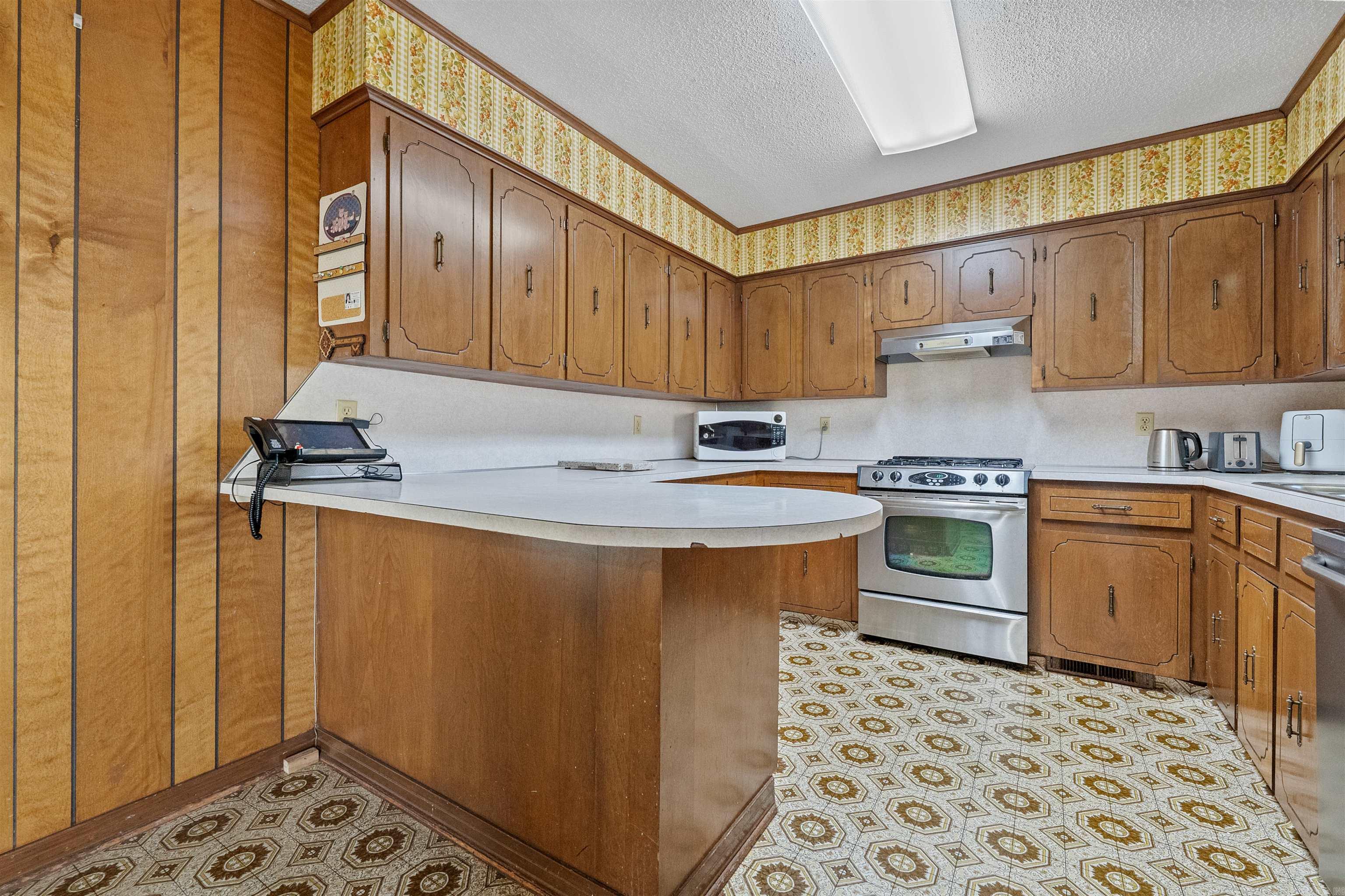 BARROW JOHN - Residential