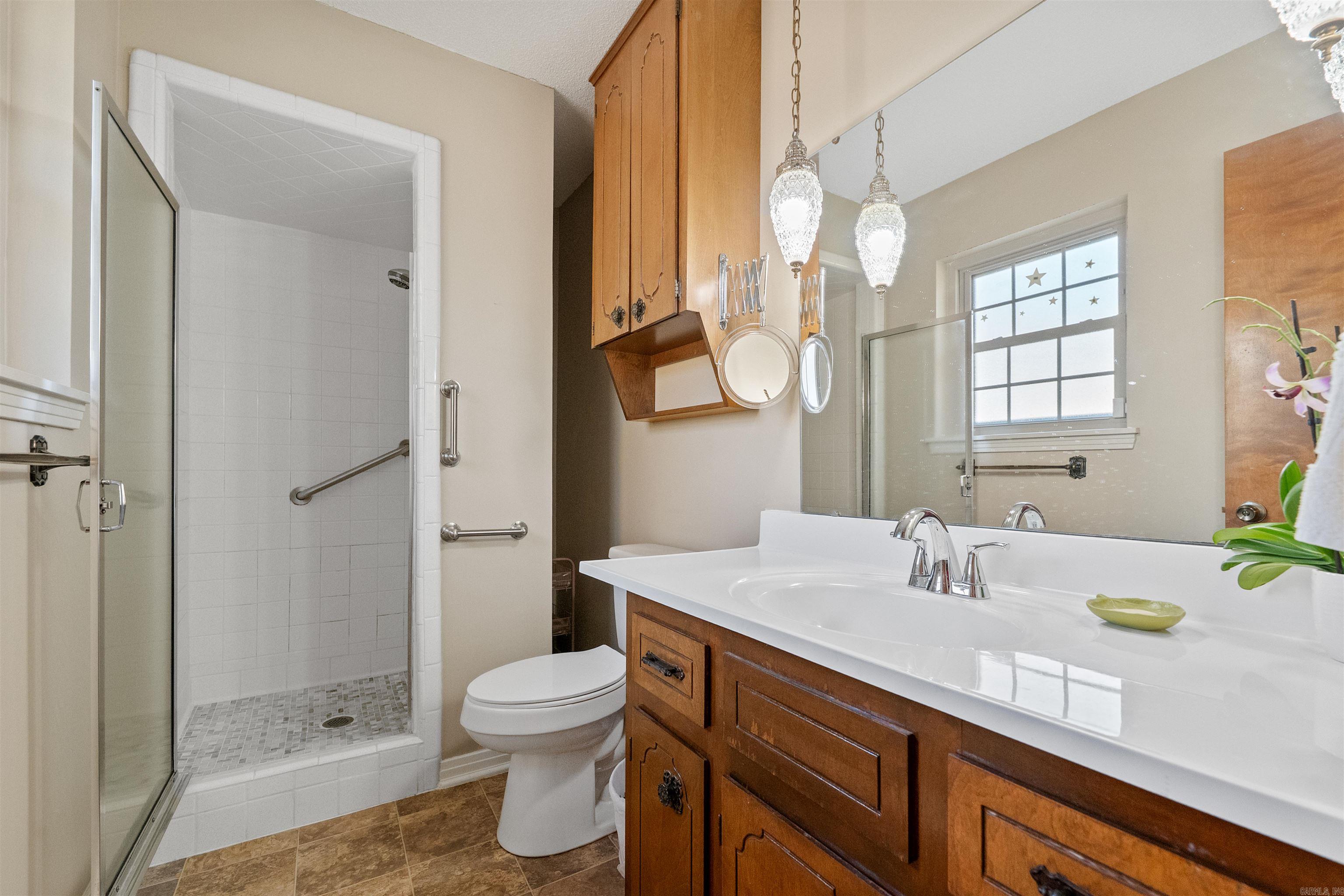 BARROW JOHN - Residential