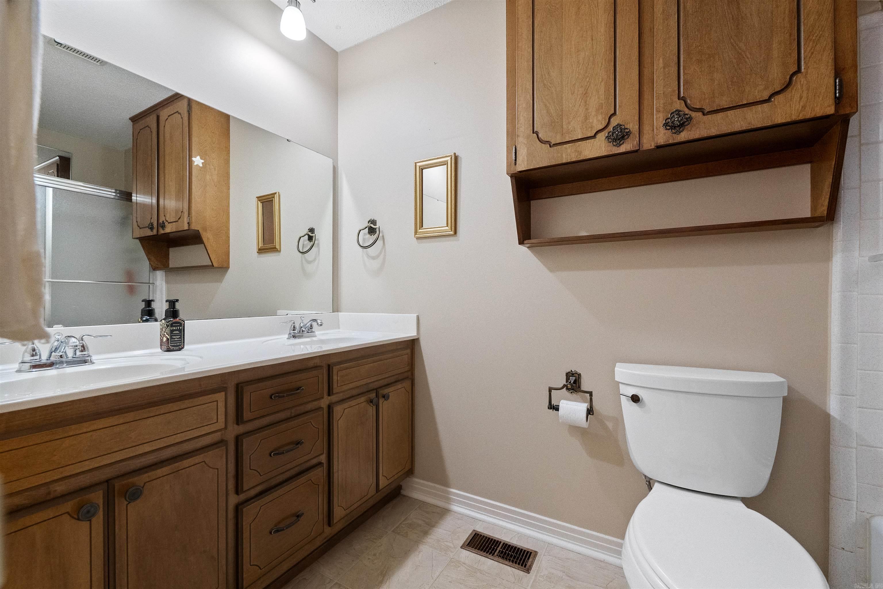 BARROW JOHN - Residential