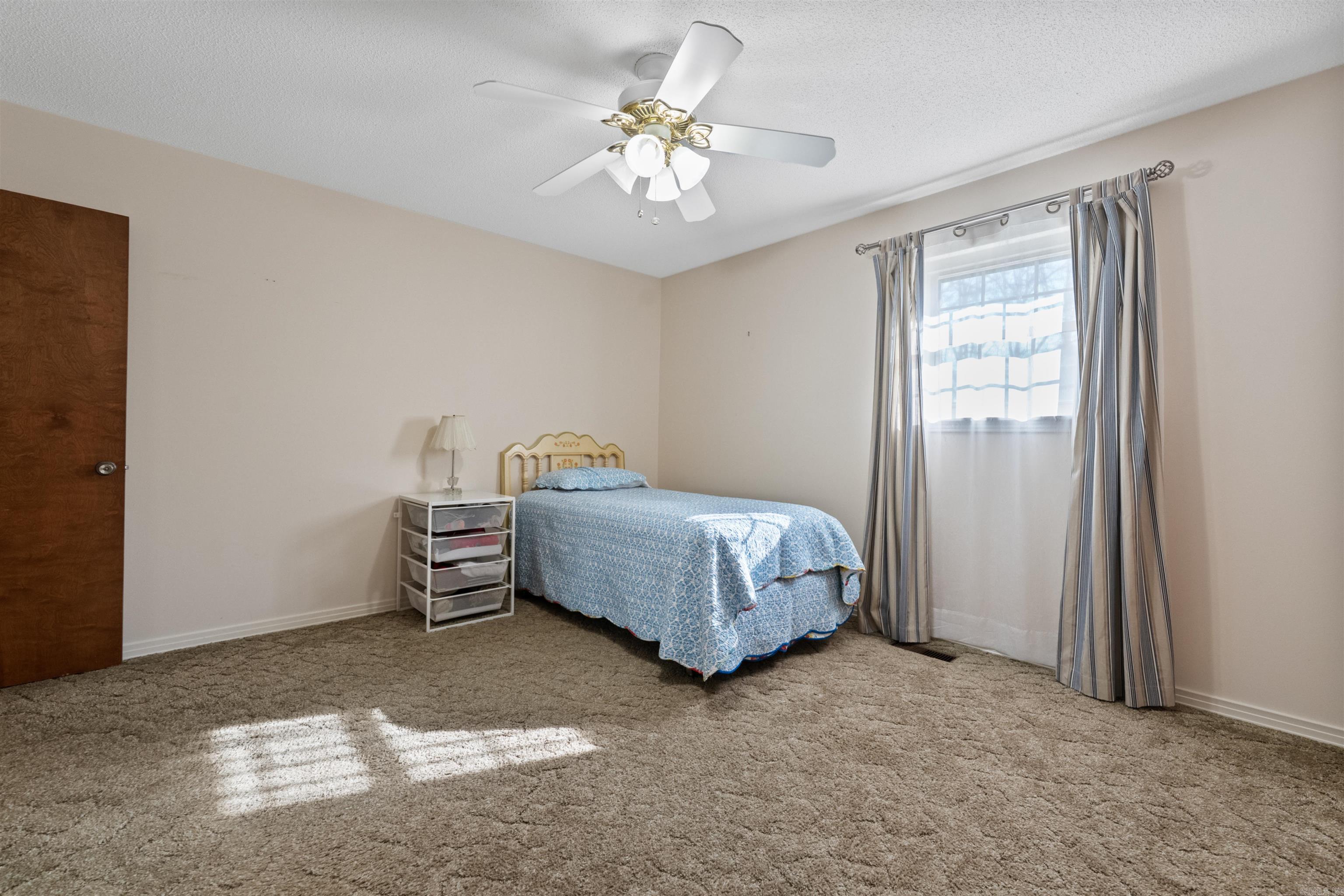 BARROW JOHN - Residential