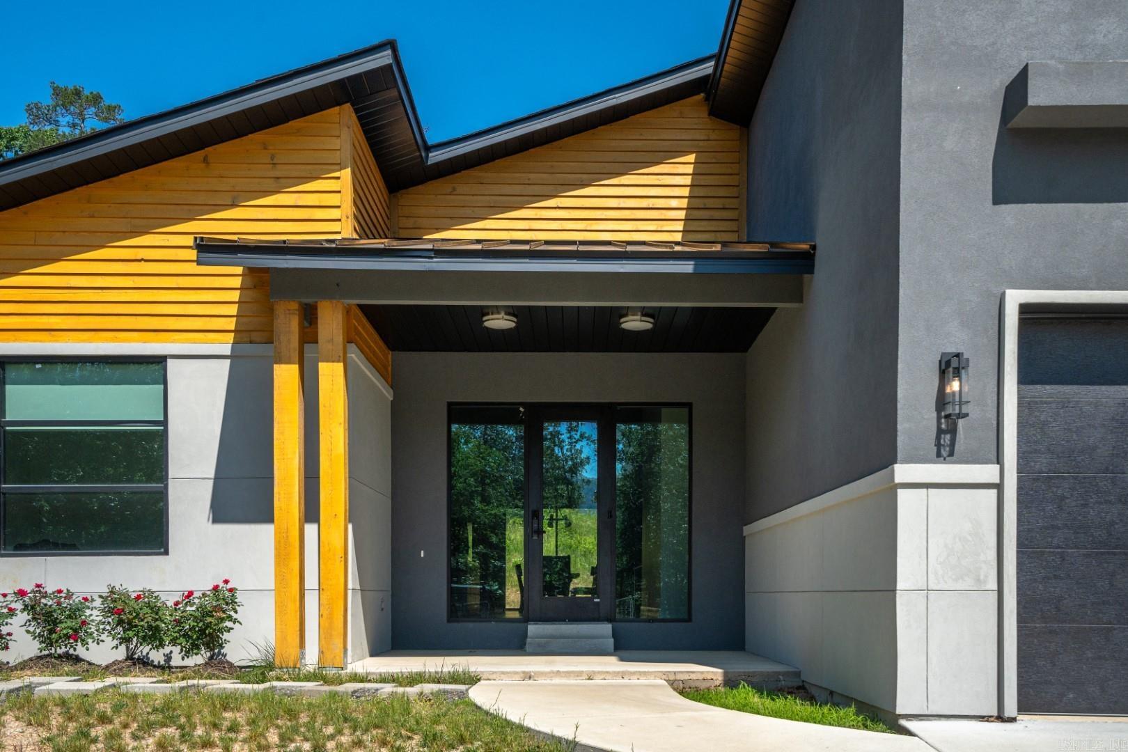 BAYOU RIDGE - Residential