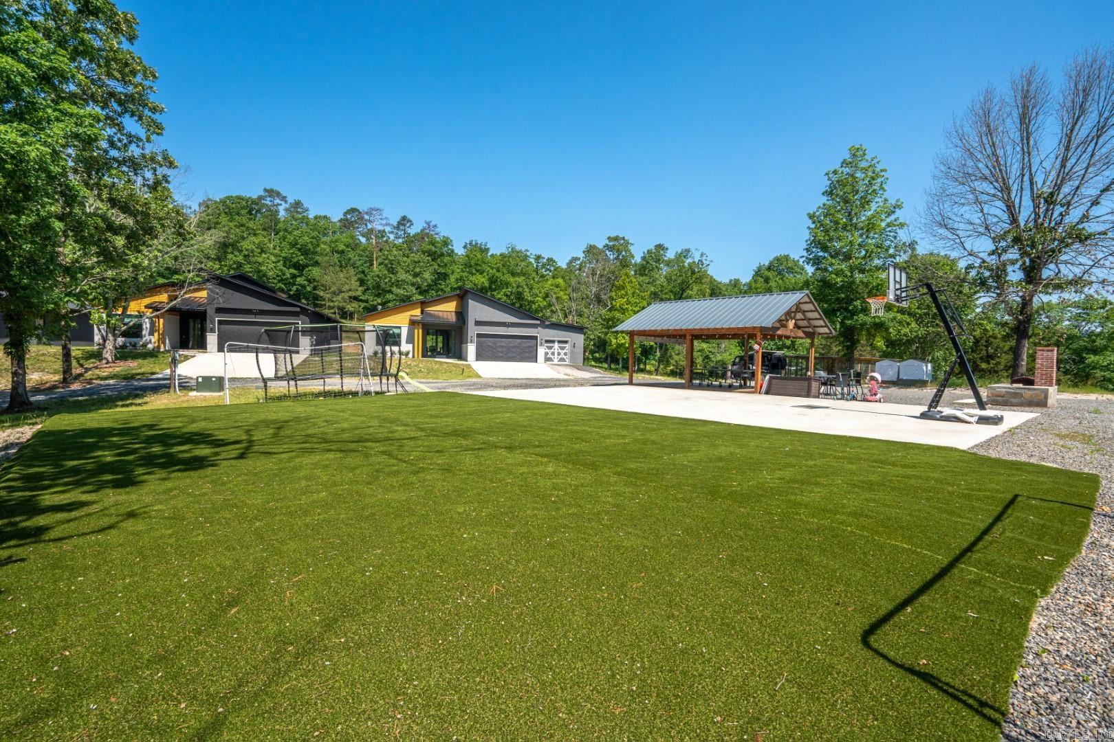 BAYOU RIDGE - Residential